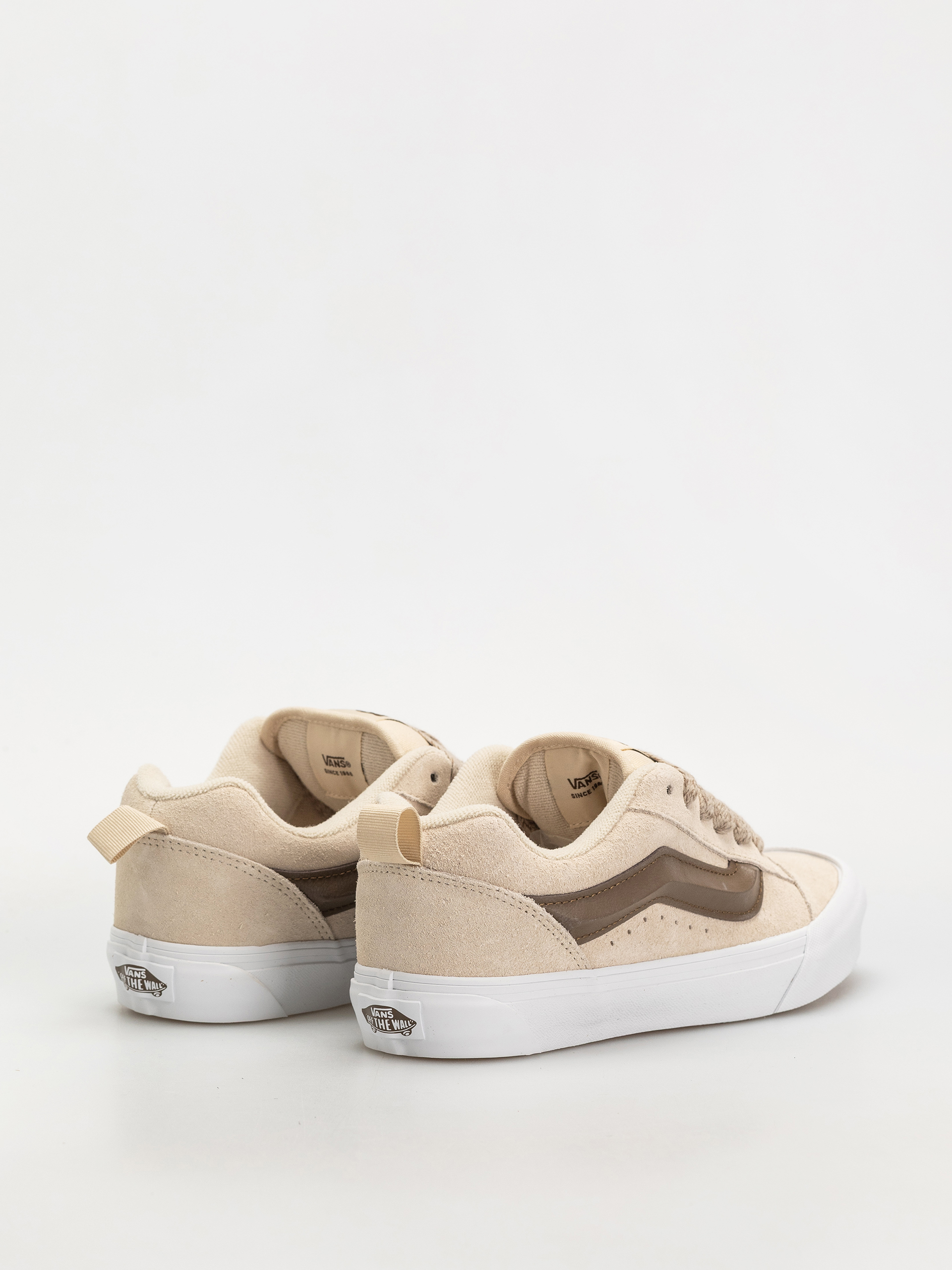 Vans Knu Skool Shoes (fat lace creme brule)