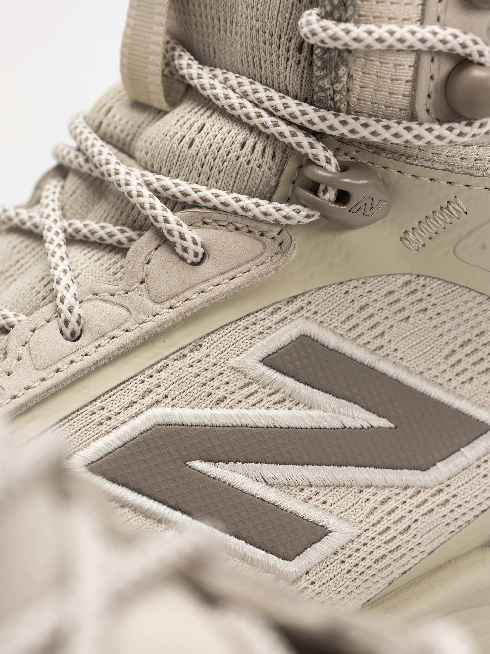 New Balance Fresh Foam X Hierro V9 Hiker Gore-Tex Schuhe (shipyard)