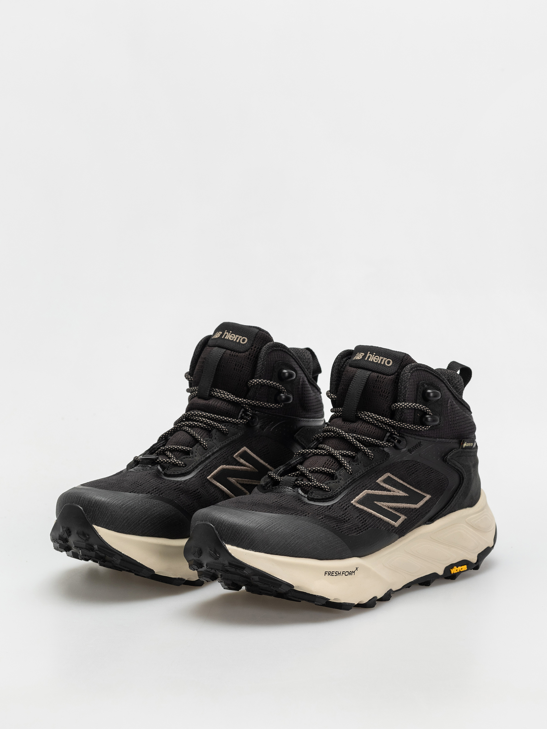 New Balance Fresh Foam X Hierro V9 Hiker Gore-Tex Shoes (black)