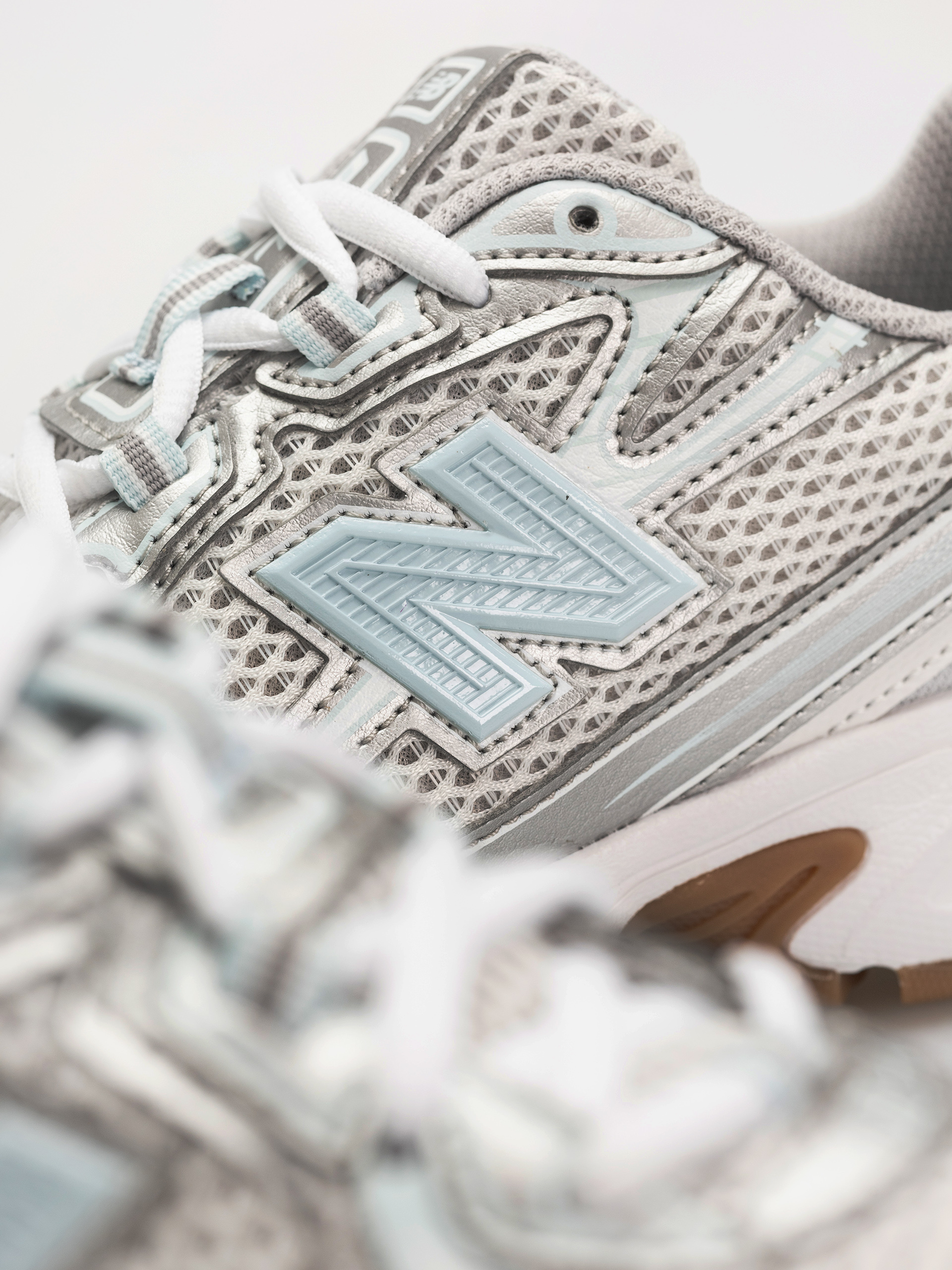 New Balance 740 JR Schuhe (silver metallic)