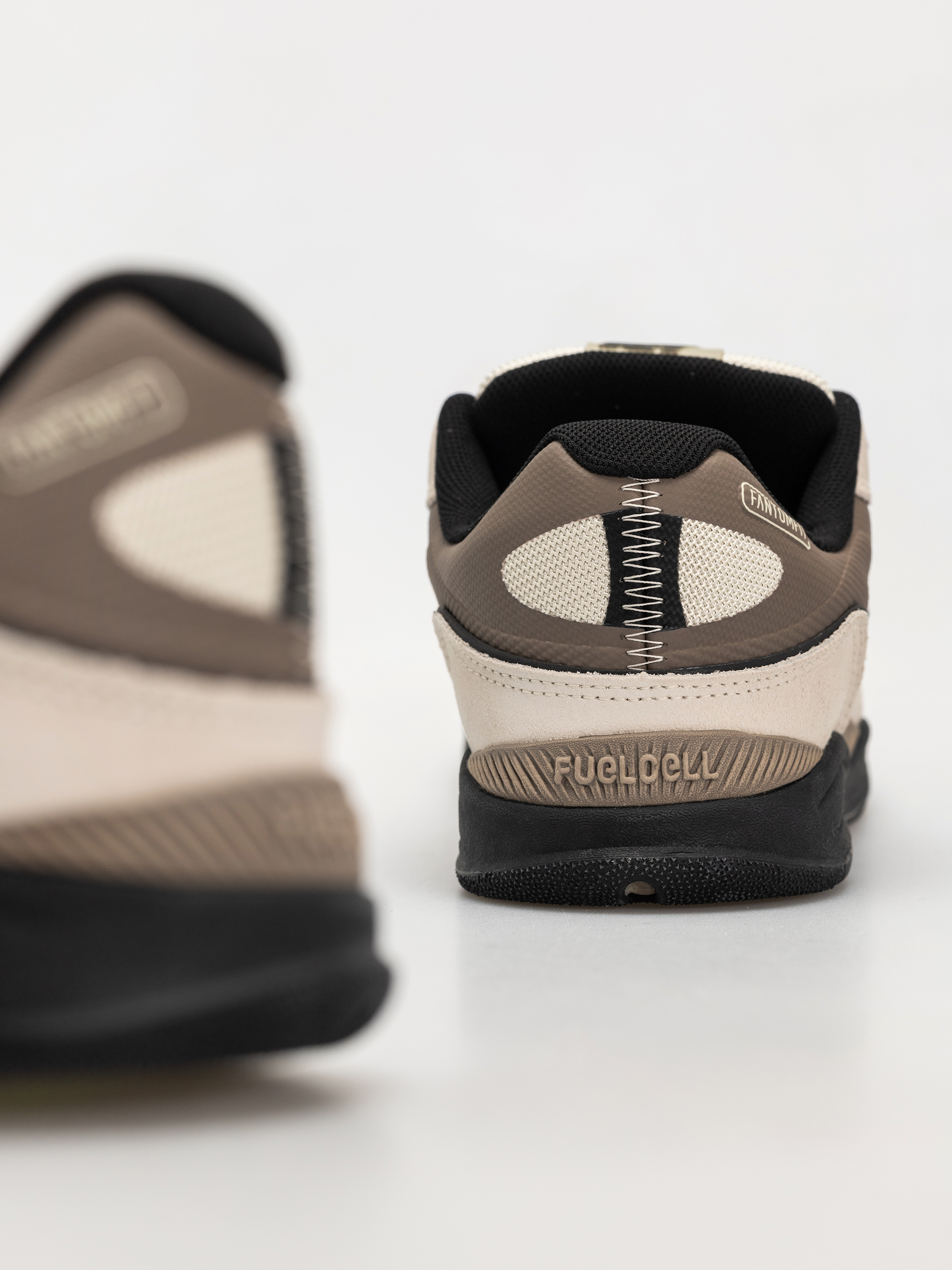 New Balance 1010 Shoes (beige)