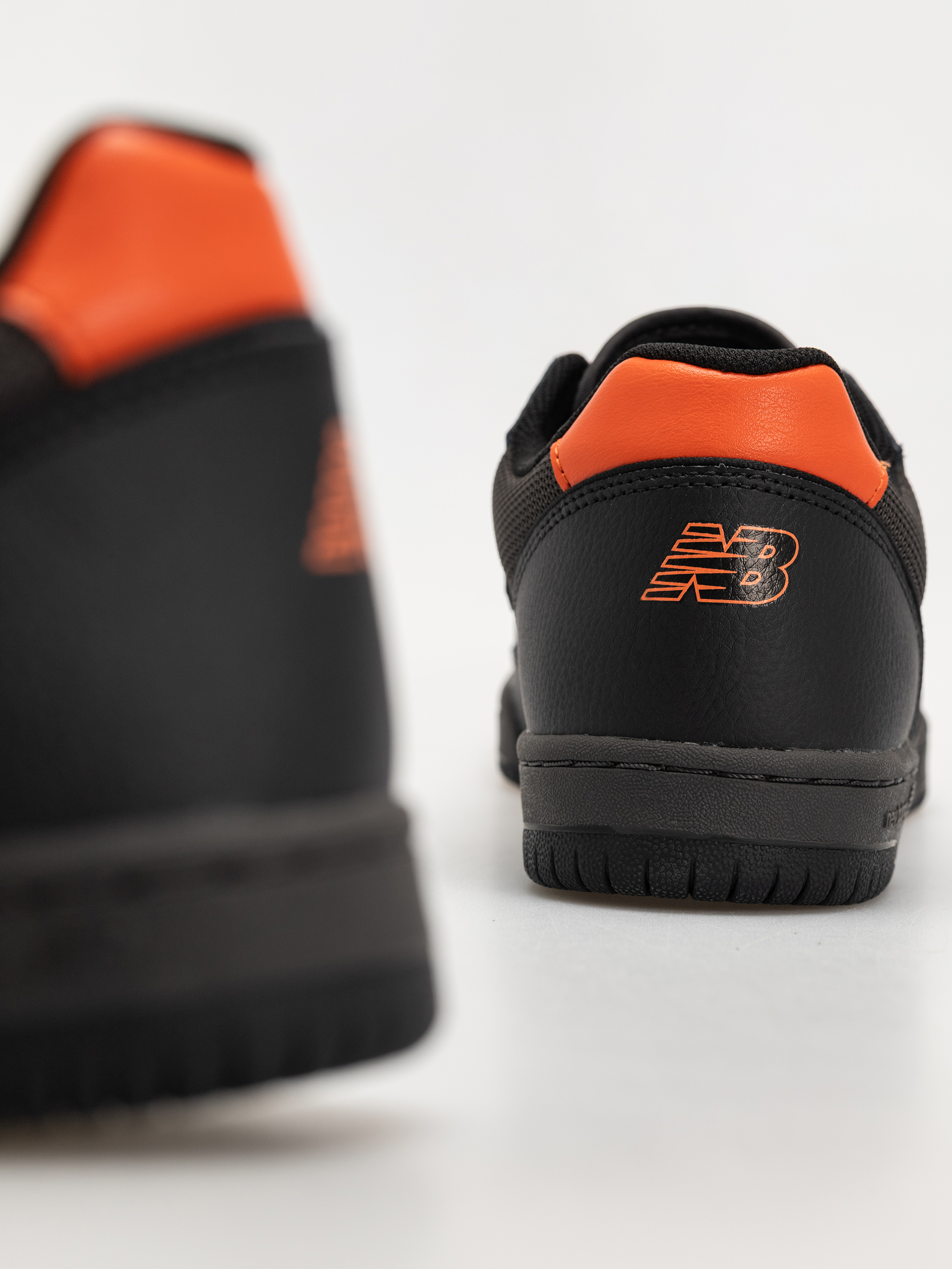 New Balance 600 Shoes (black)