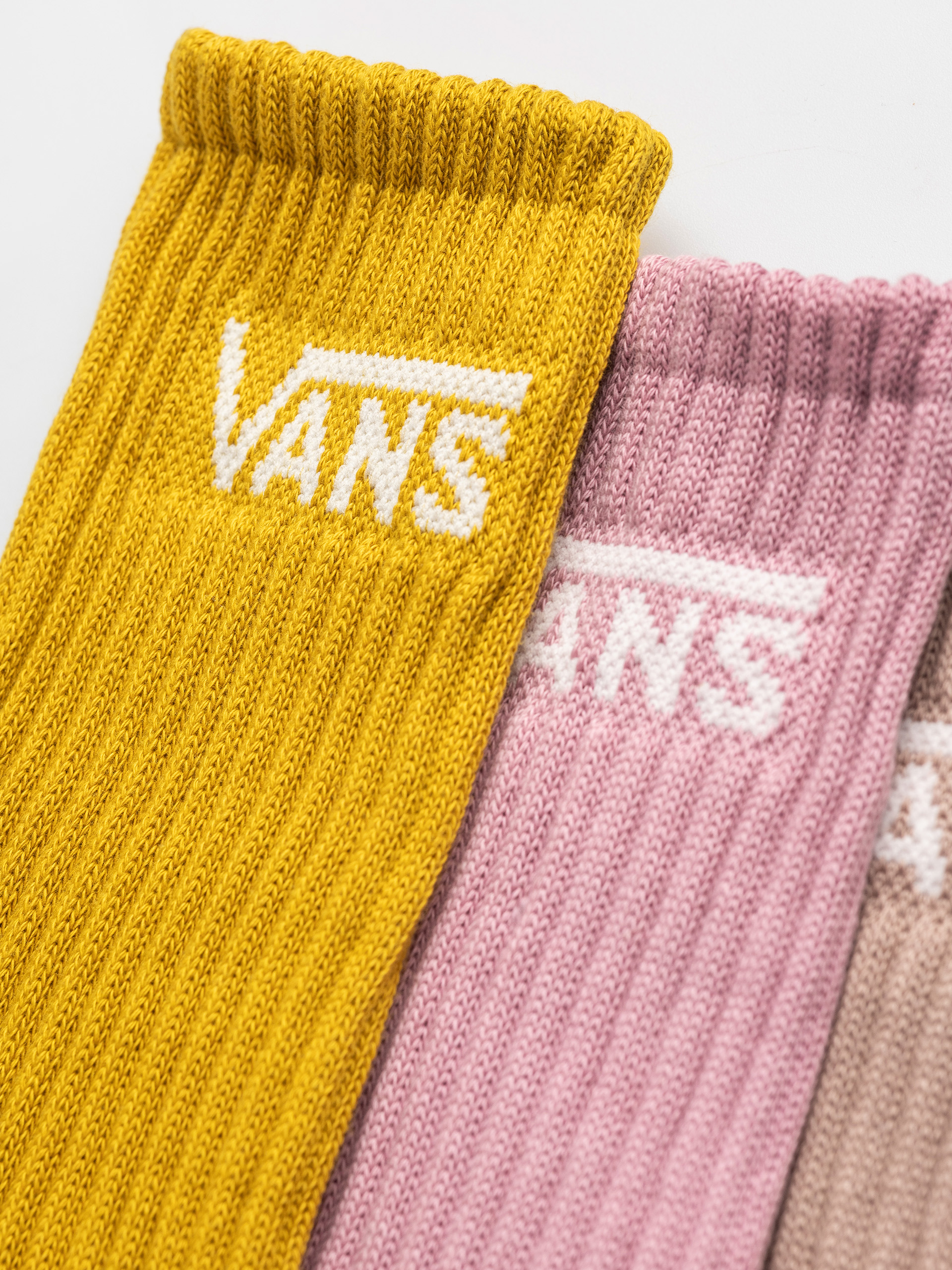 Vans Classic Crew Socks (pink dawn)