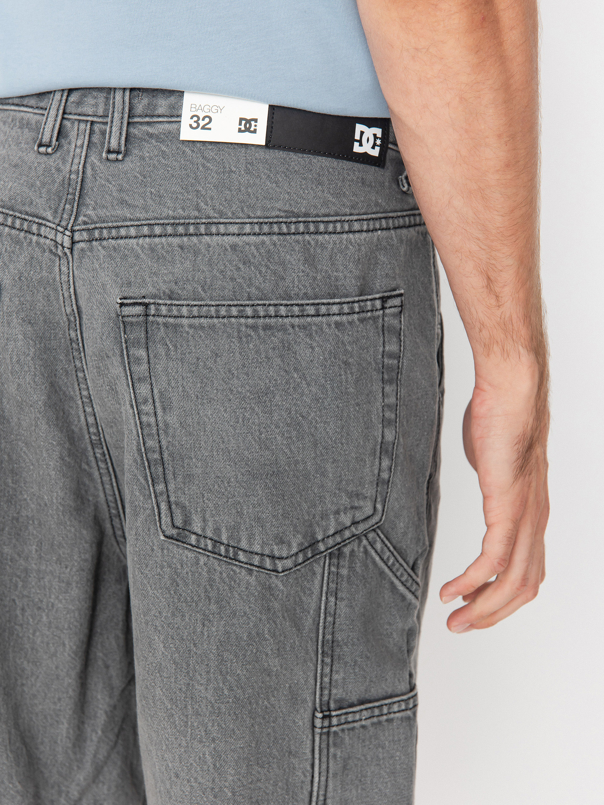DC Carpenter Baggy Rmg Shorts (medium grey)