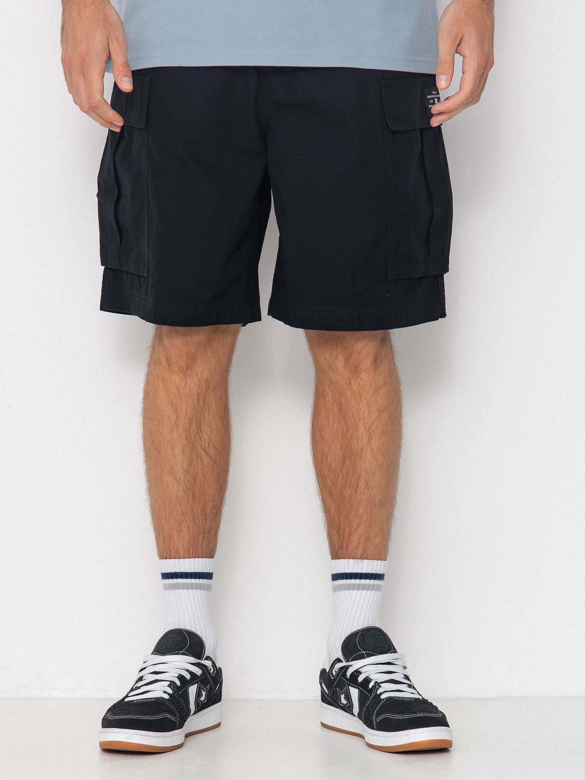 DC Tundra Cargo Shorts (black)