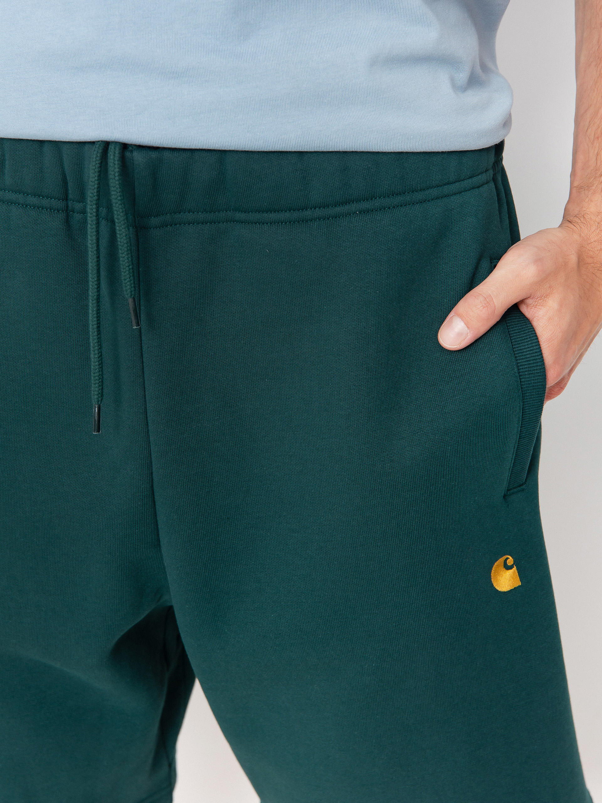 Carhartt WIP Chase Shorts (dark fir/gold)