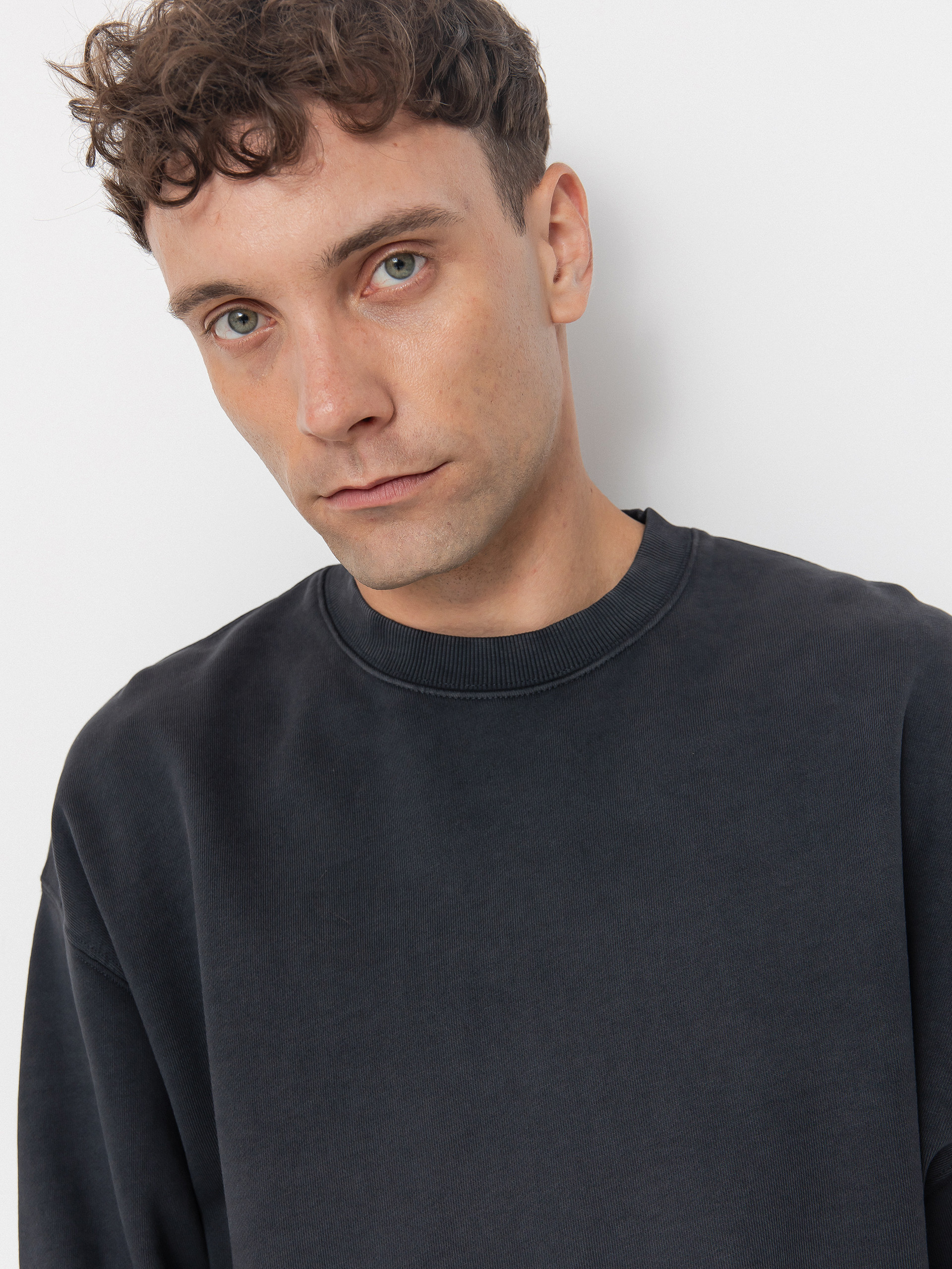 Carhartt WIP Hudson Sweatshirt (black/chalk wash)