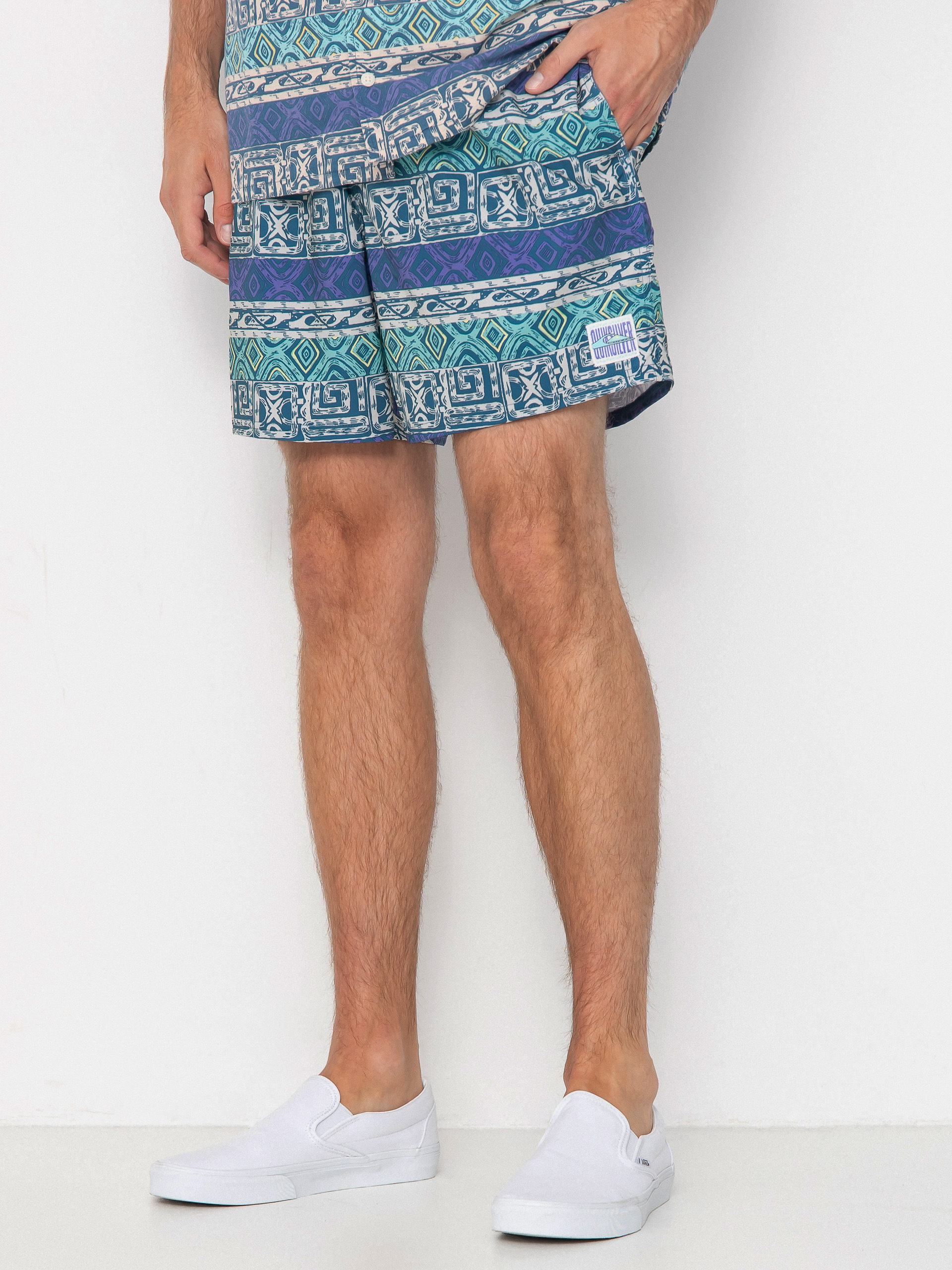 Quiksilver Surfsilk Straight Volley 16 Shorts (global heat dusted peri)