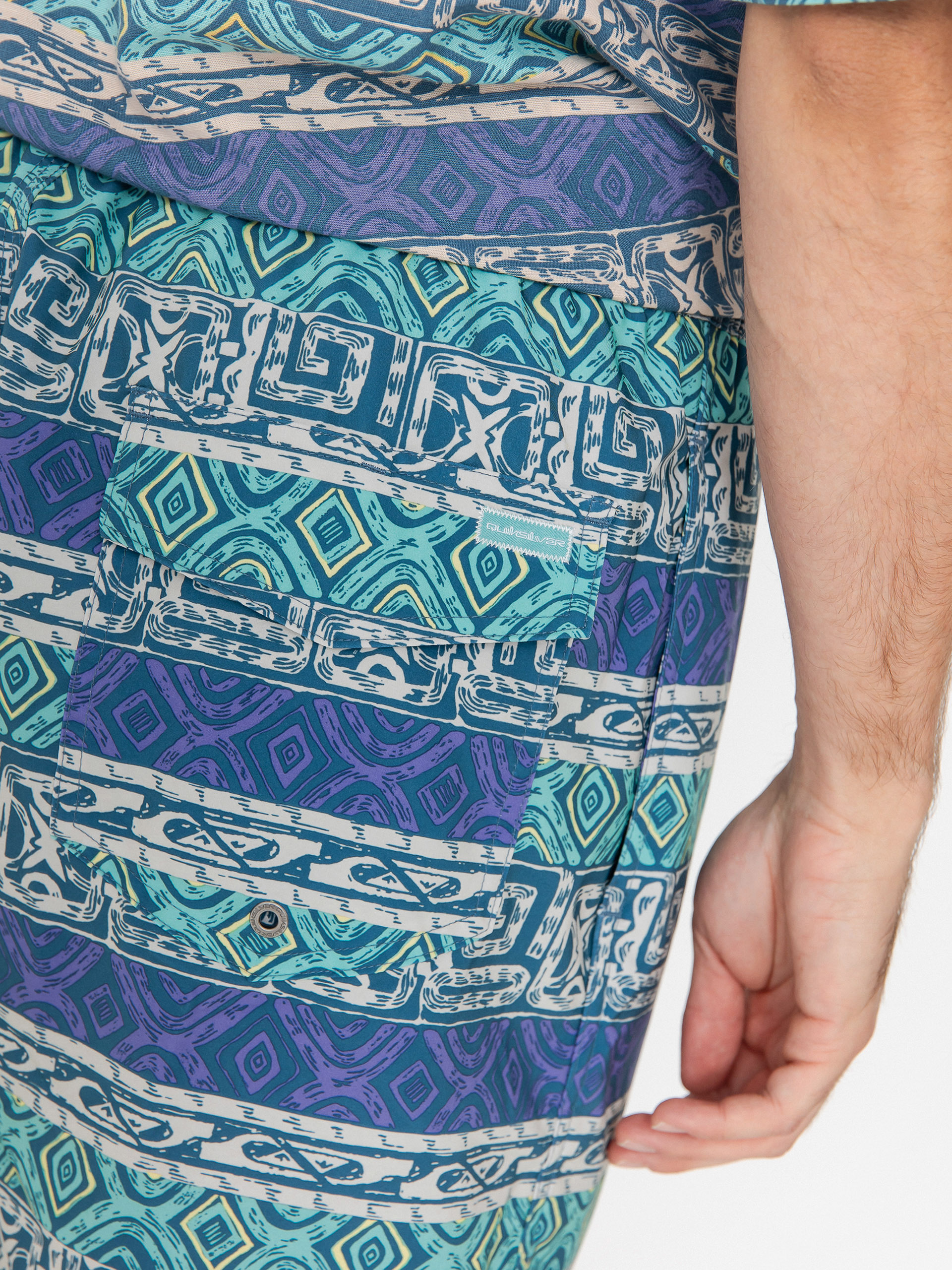 Quiksilver Surfsilk Straight Volley 16 Shorts (global heat dusted peri)