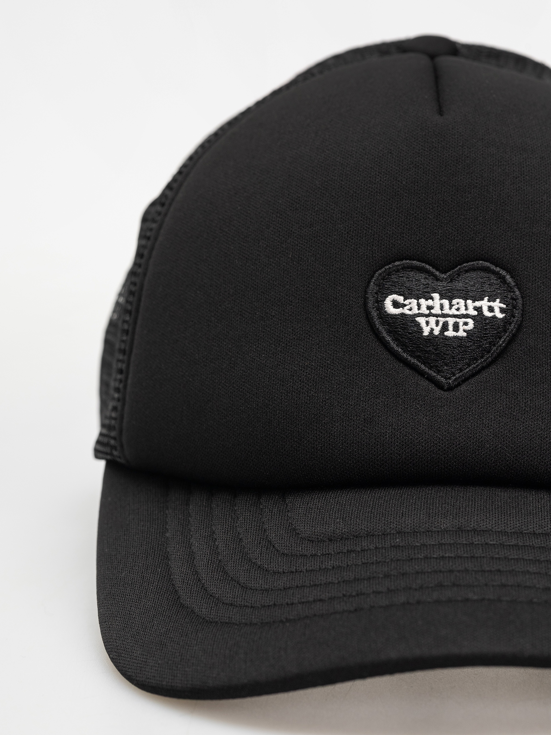 Carhartt WIP Heart Patch Trucker Cap (black)