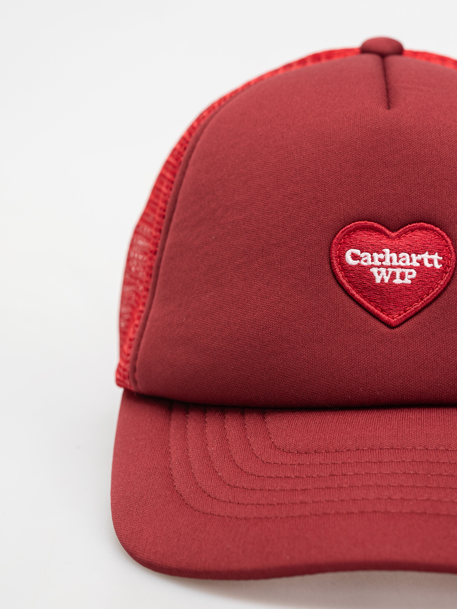 Carhartt WIP Heart Patch Trucker Cap (scarlet)