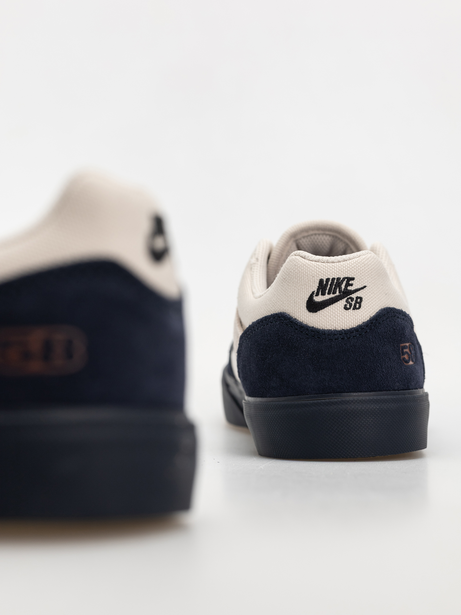 Nike SB Schuhe Malor Te (lt khaki/black lt orewood brn)