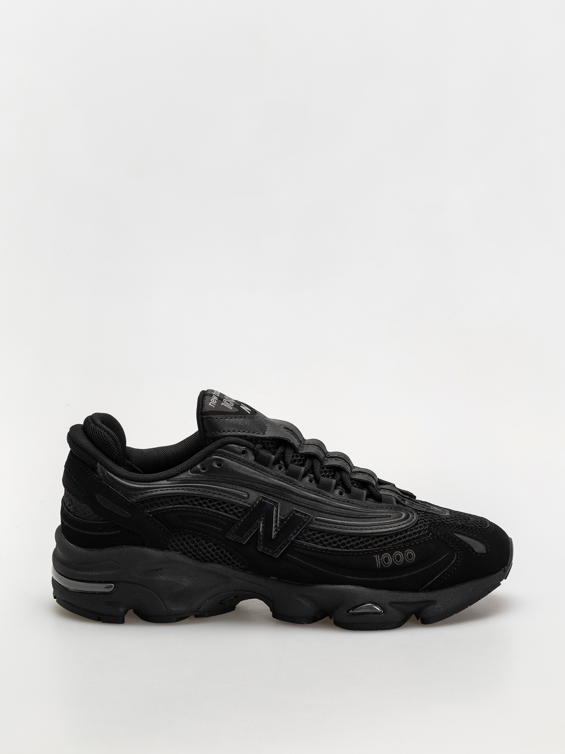 New Balance 2002 Shoes - black (black/magnet)