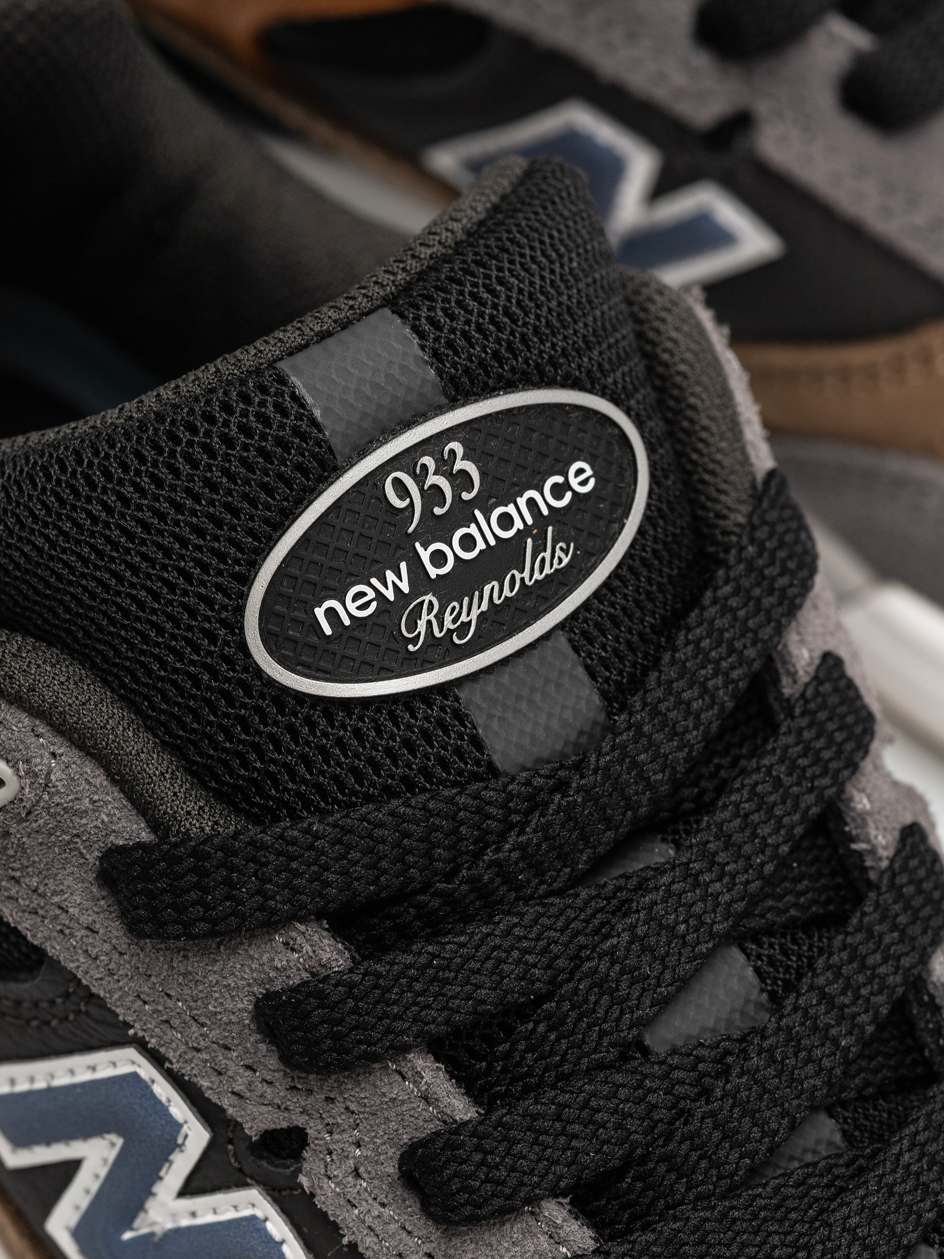 New Balance Shoes 933 (grey brown chestnut)