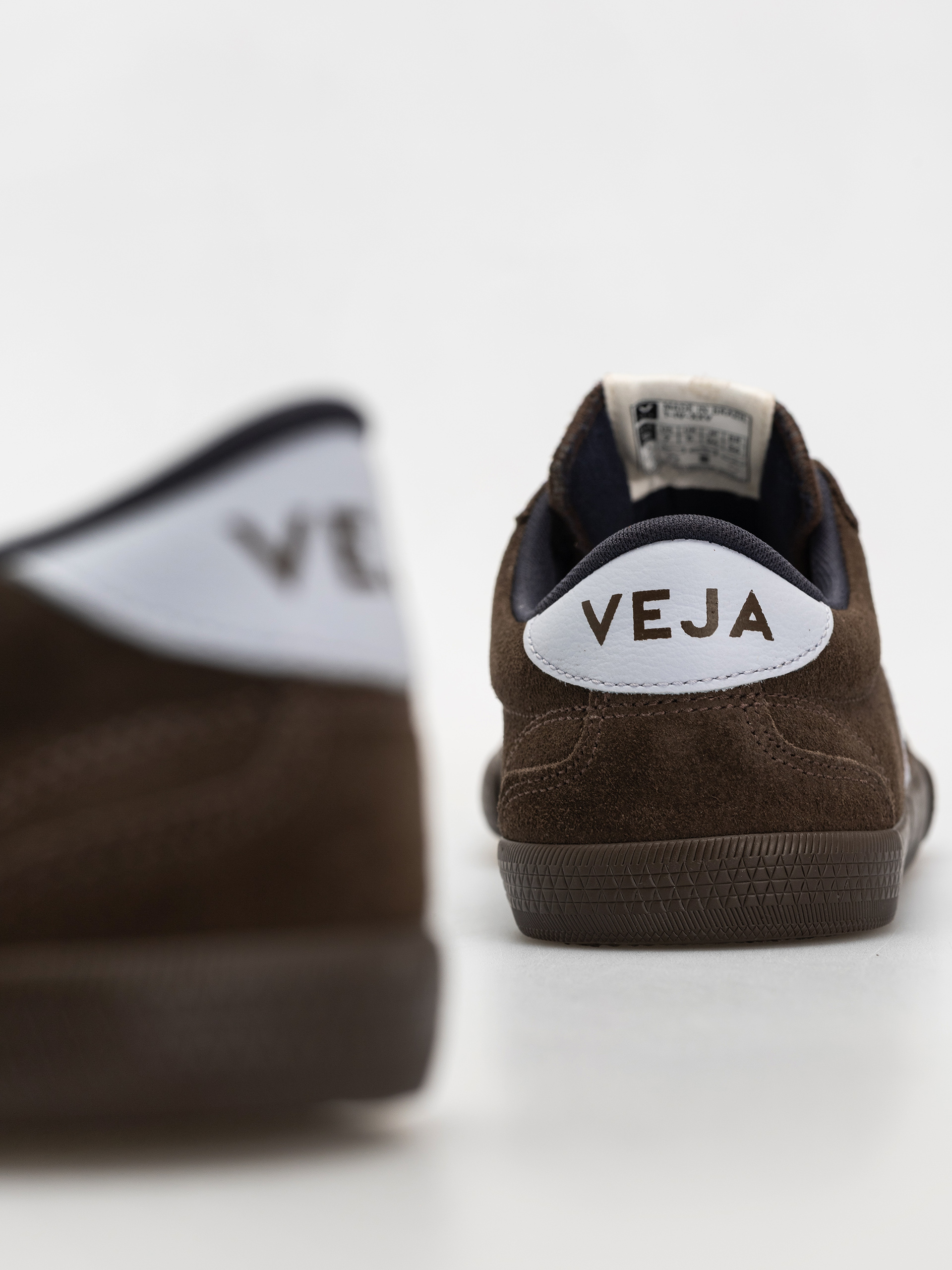 Veja Volley Wmn Shoes (eagle swan eagle)