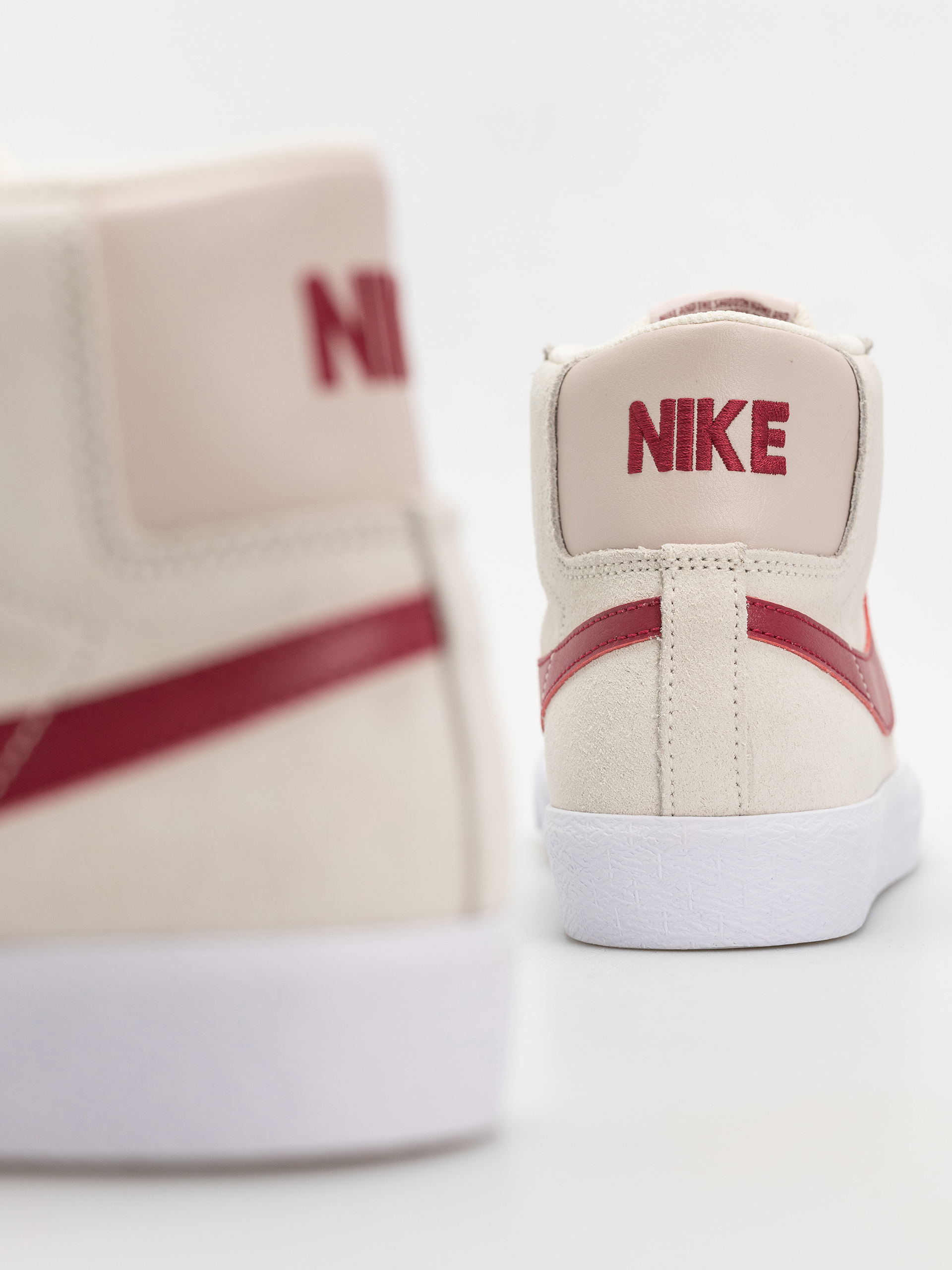 Nike SB Zoom Blazer Mid Schuhe (pale ivory/noble red silt red white)