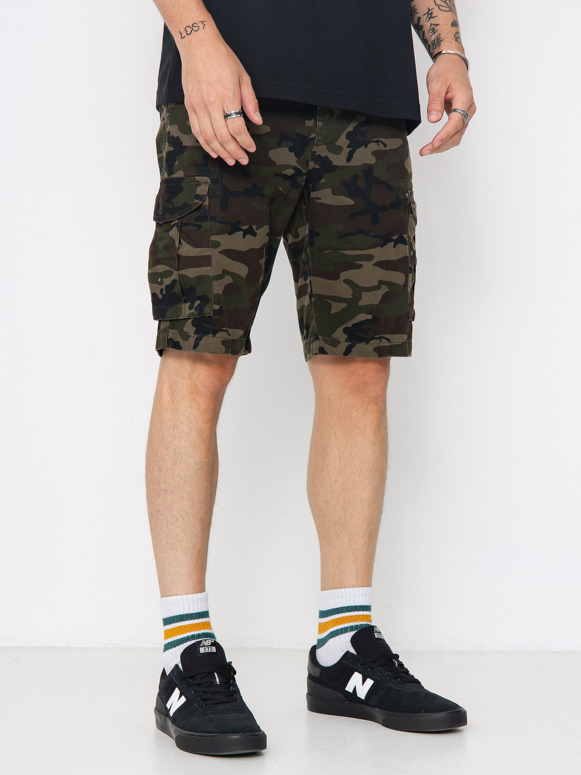 Quiksilver Crucial Battle Cargo Shorts (camo print crucial battle)