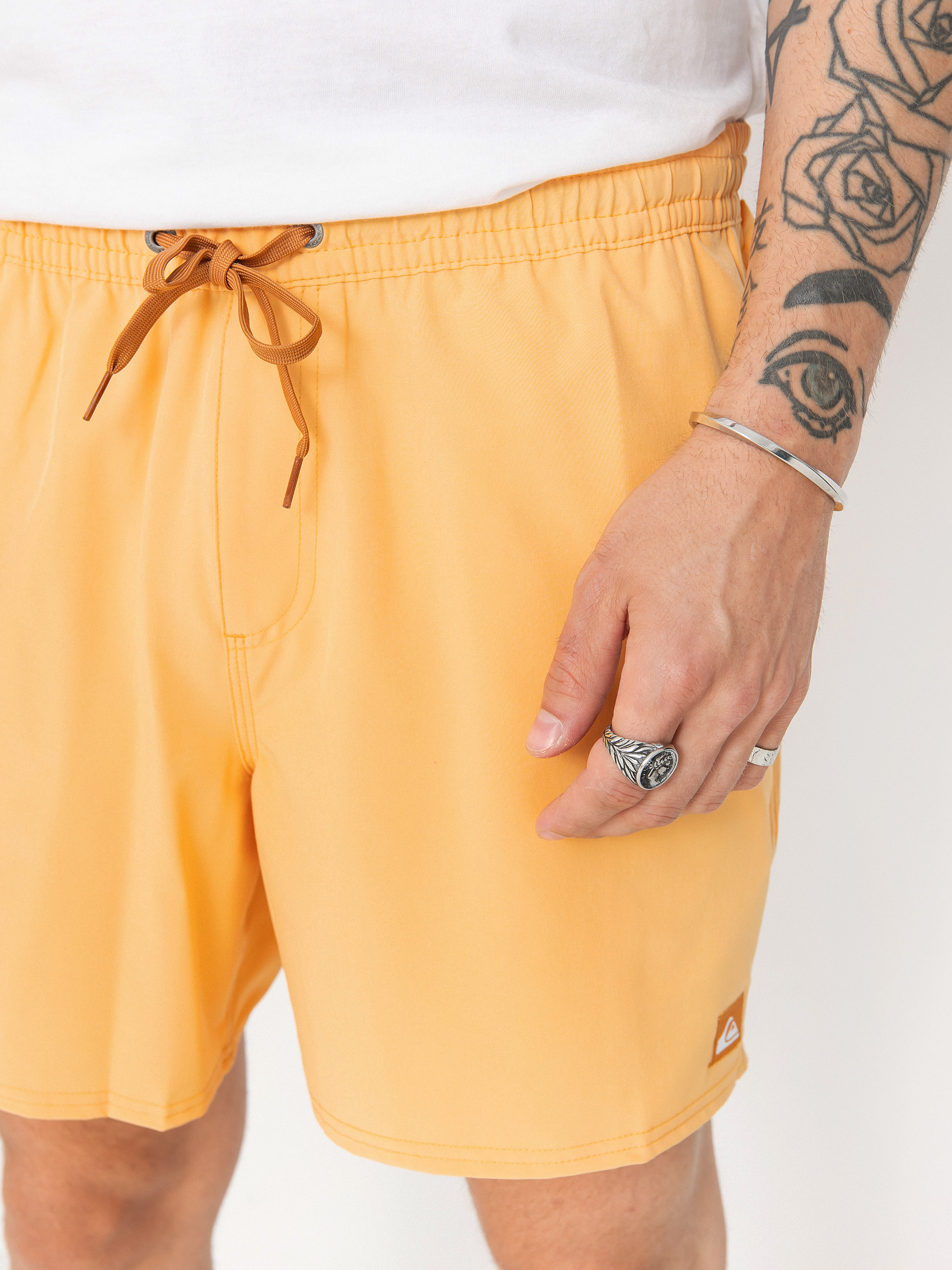 Quiksilver Surfsilk Solid Volley 16 Shorts (chamois)