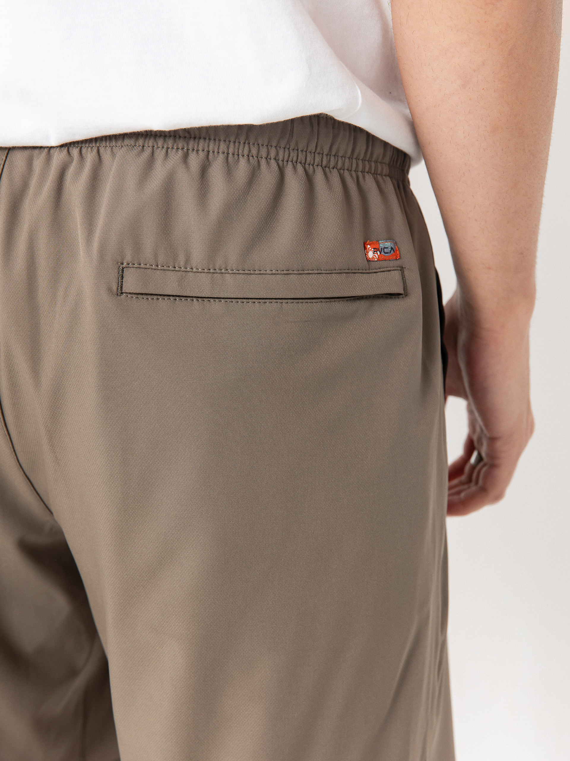 RVCA Shorts Lauryn Yogger Stretch (mushroom)