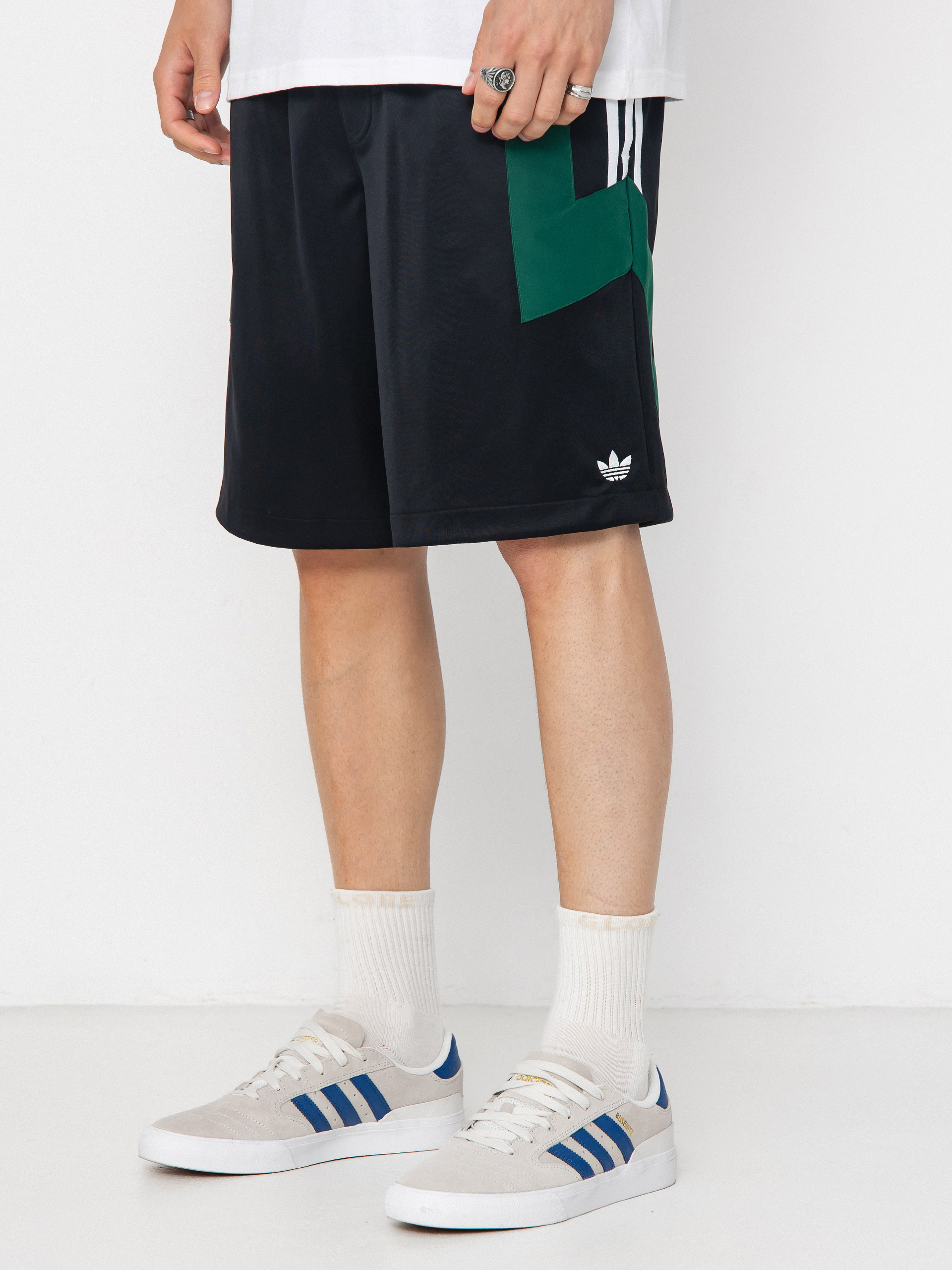 adidas Football Shorts (black/drkgrn/white)