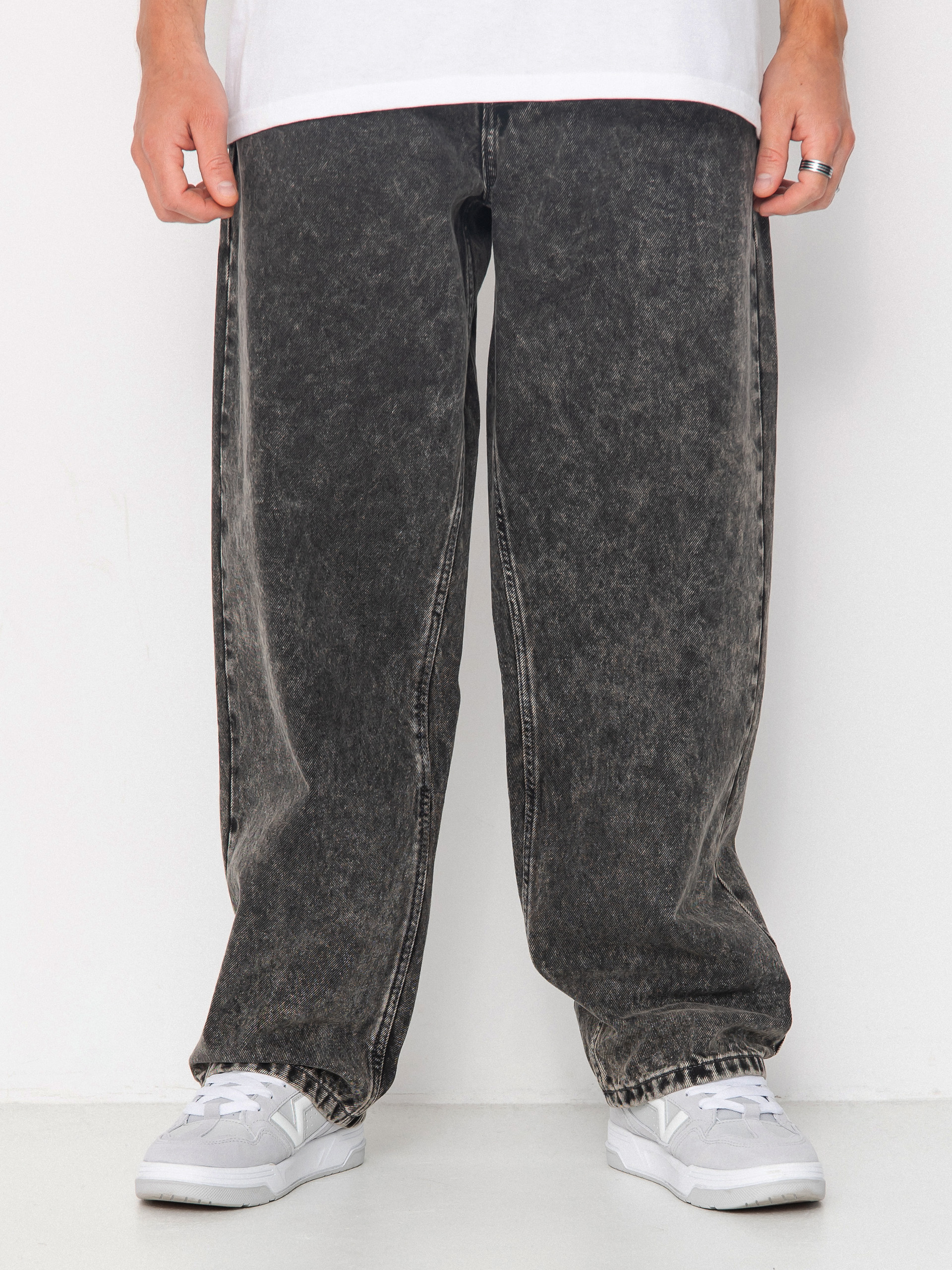 Vans Check 5 Baggy Denim Pants - black (stonewash black) Vans Check 5 Baggy Denim Pants - black (stonewash black)