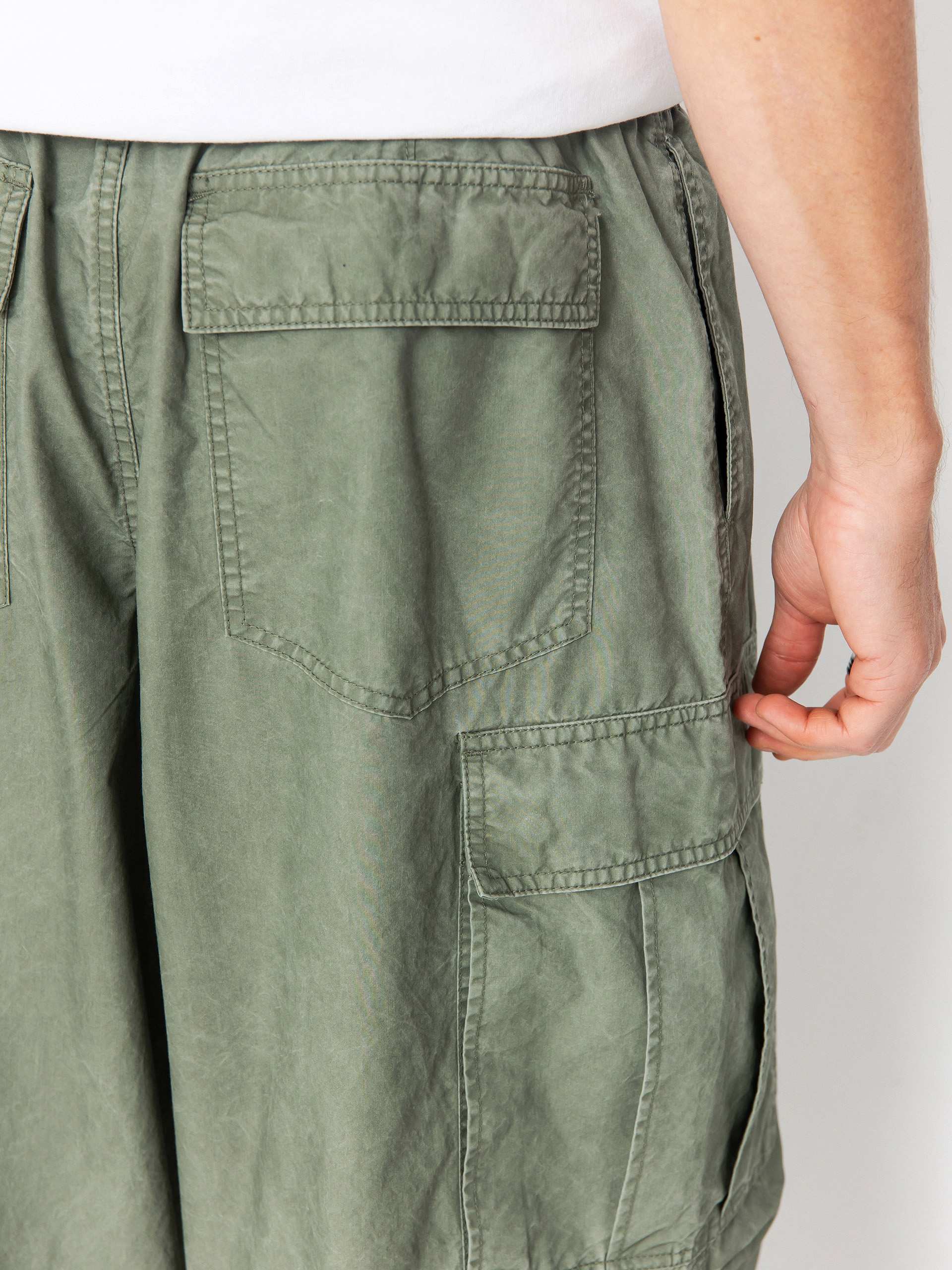OBEY Giant Cargo Pants (pigment lichen green)