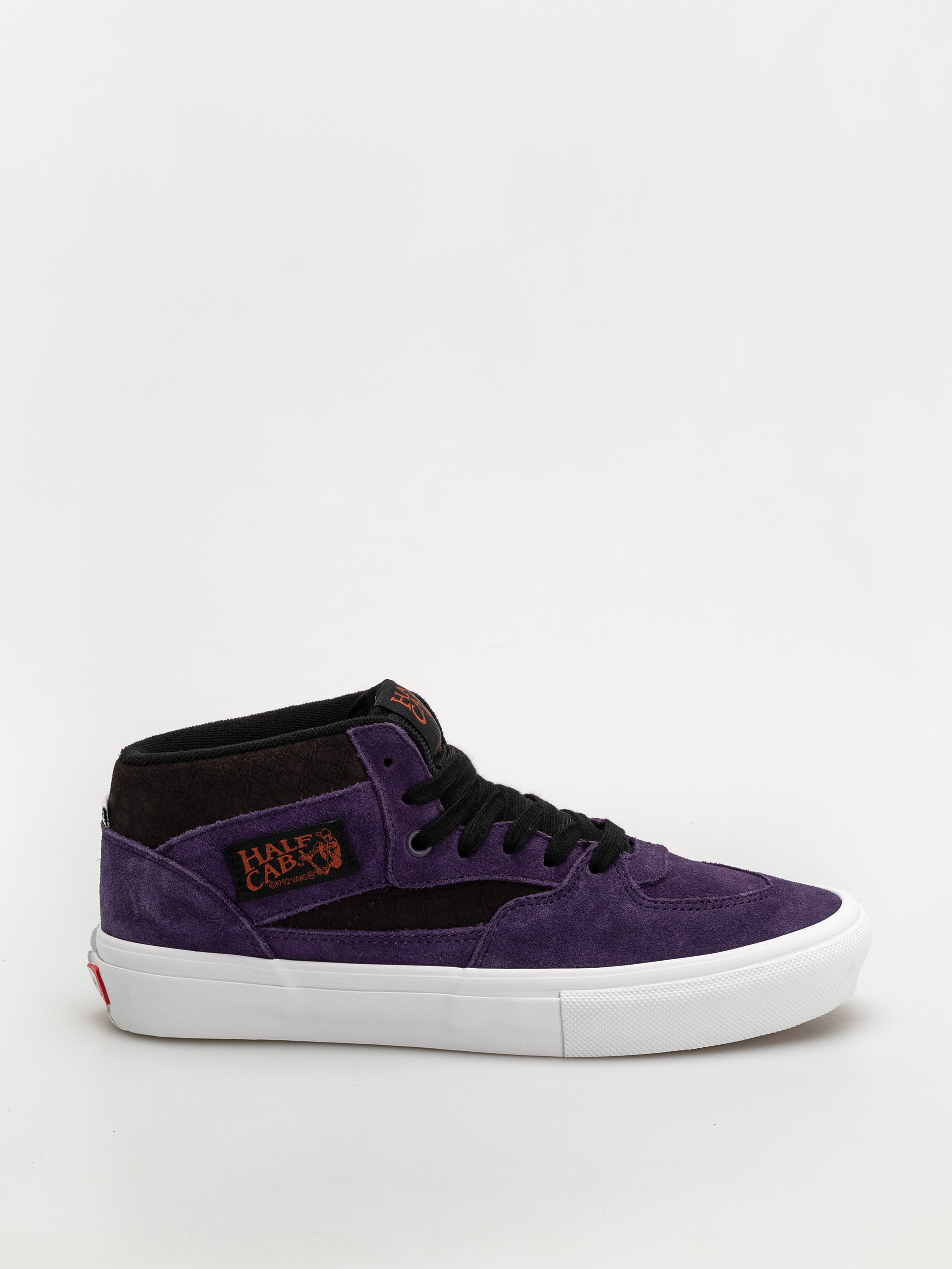 Vans Half Cab ラベンダー/ブラック Vans Skate Half Cab Black & Purple Skate Shoes | Zumiez