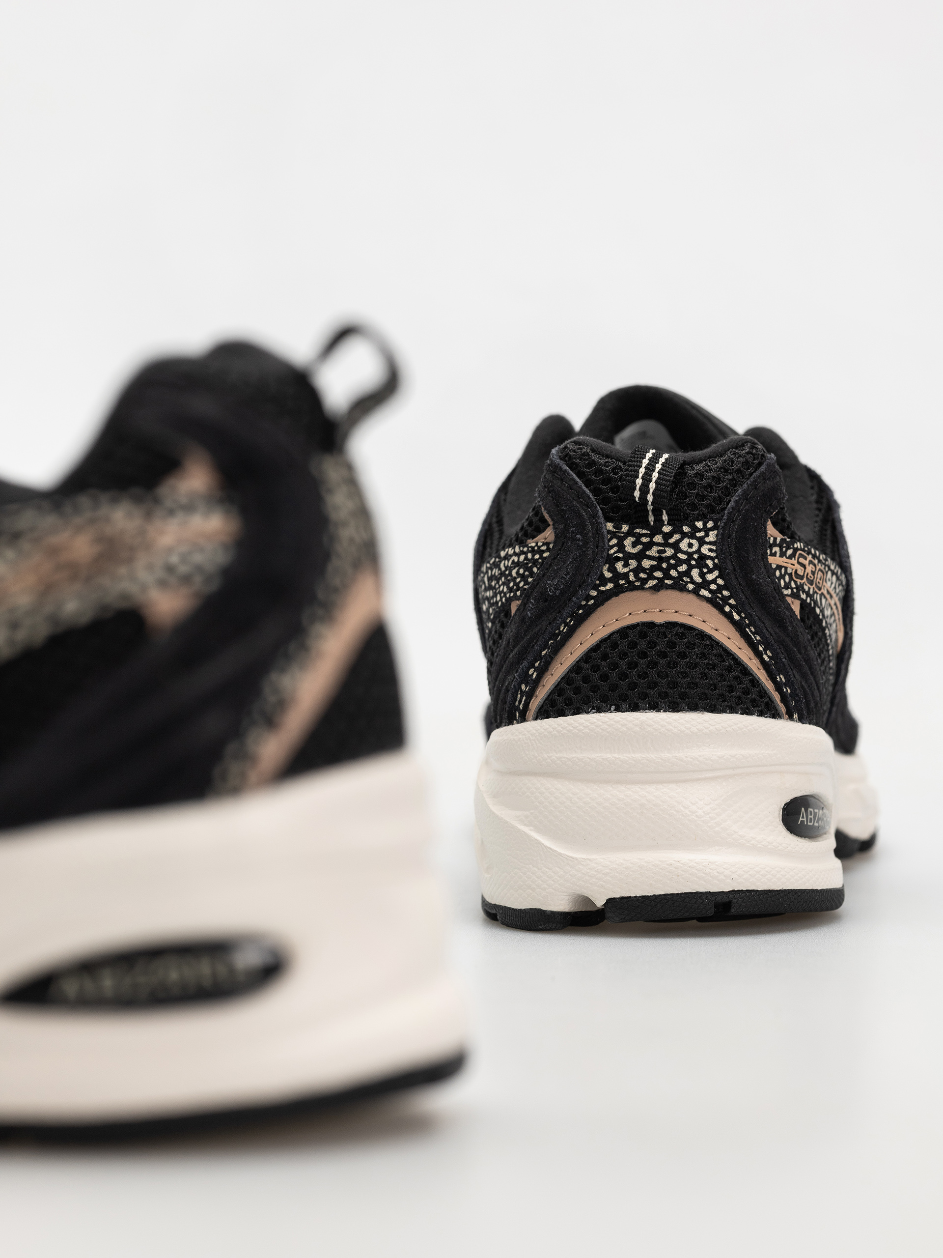 New Balance 530 Schuhe (black)