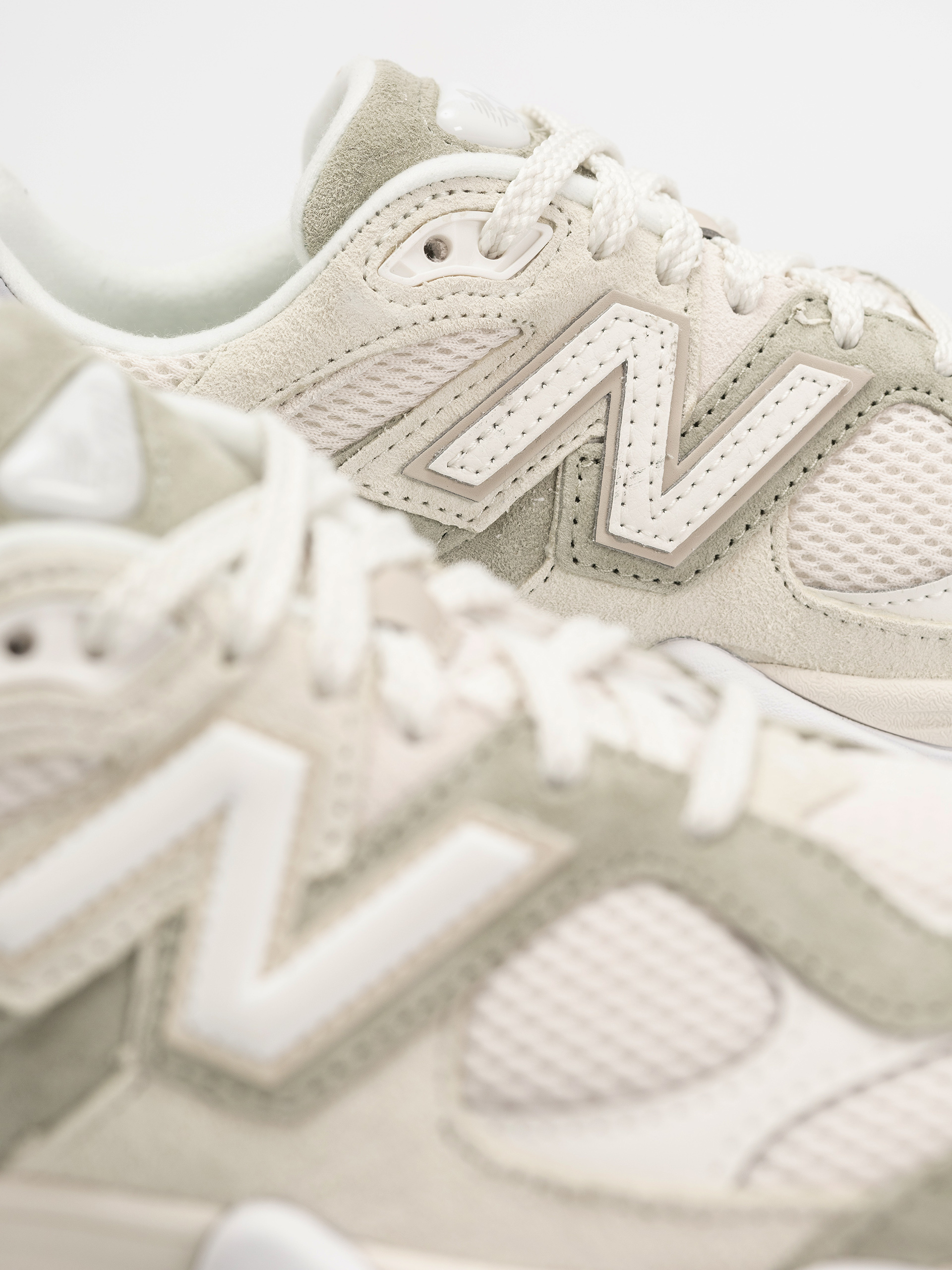 New Balance 9060 Shoes (garter snake)