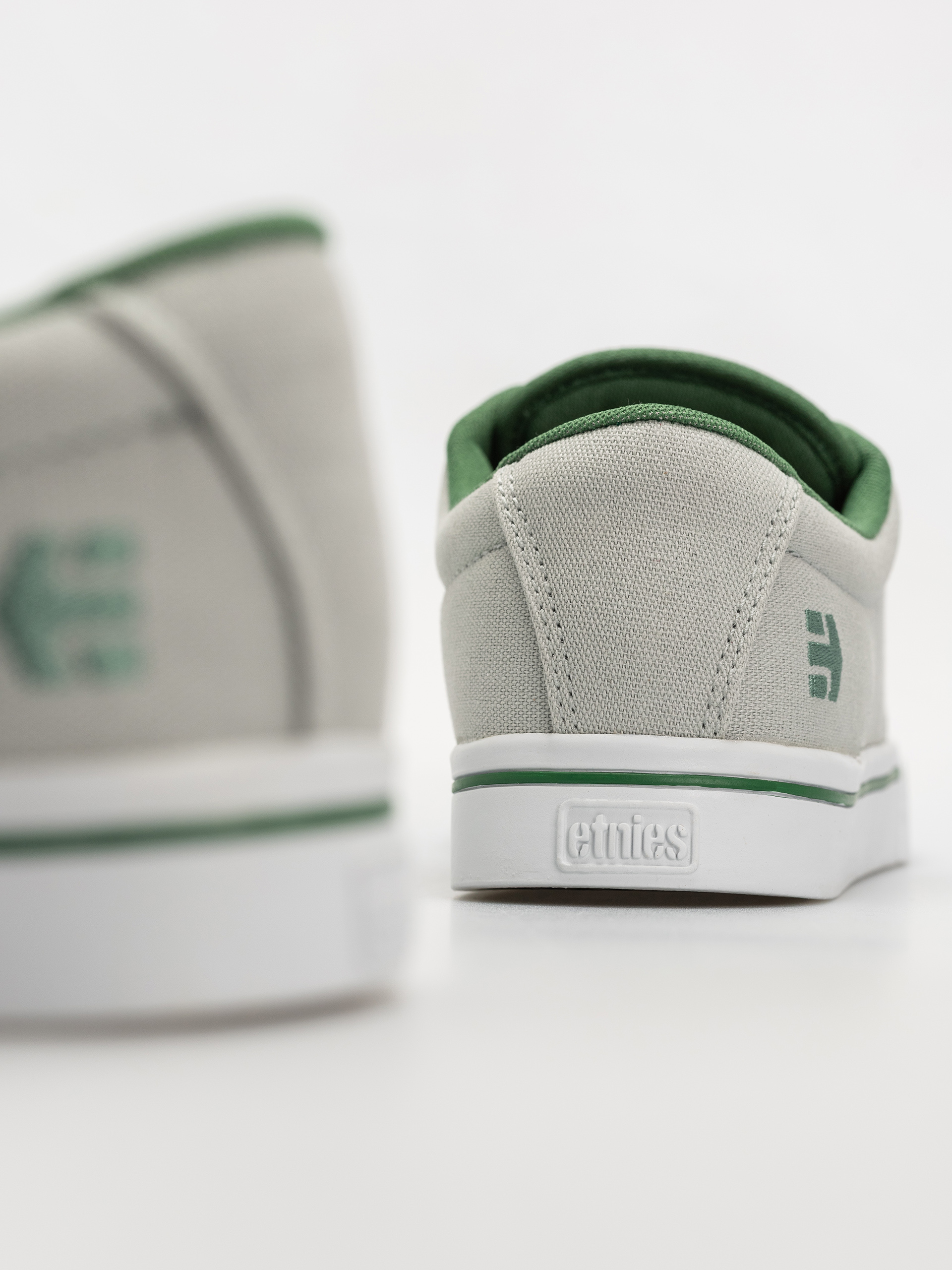 Etnies Jameson 2 Eco X Tftf Shoes (grey/white/green)