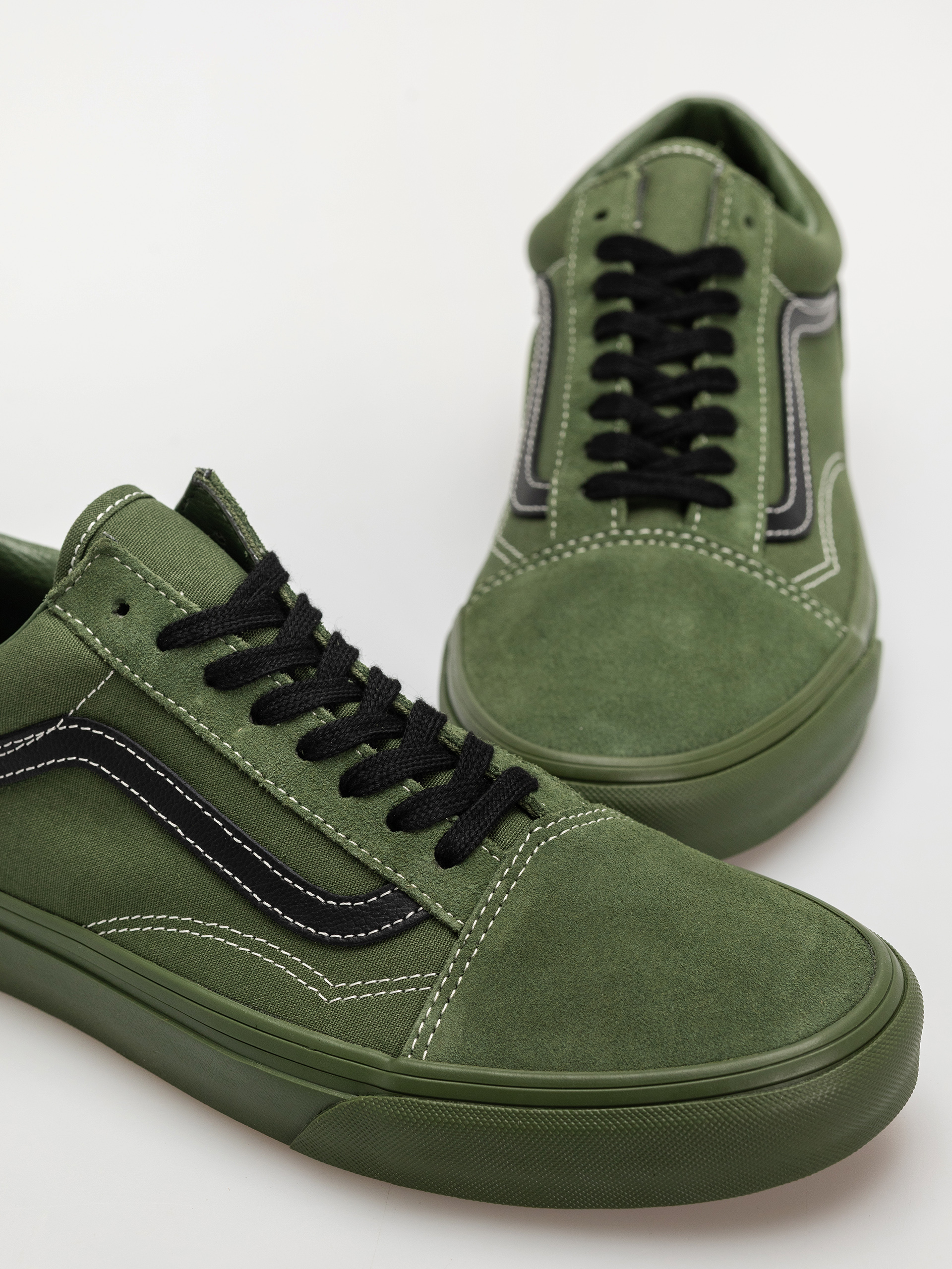 Vans Old Skool Shoes (mono pop green/black)