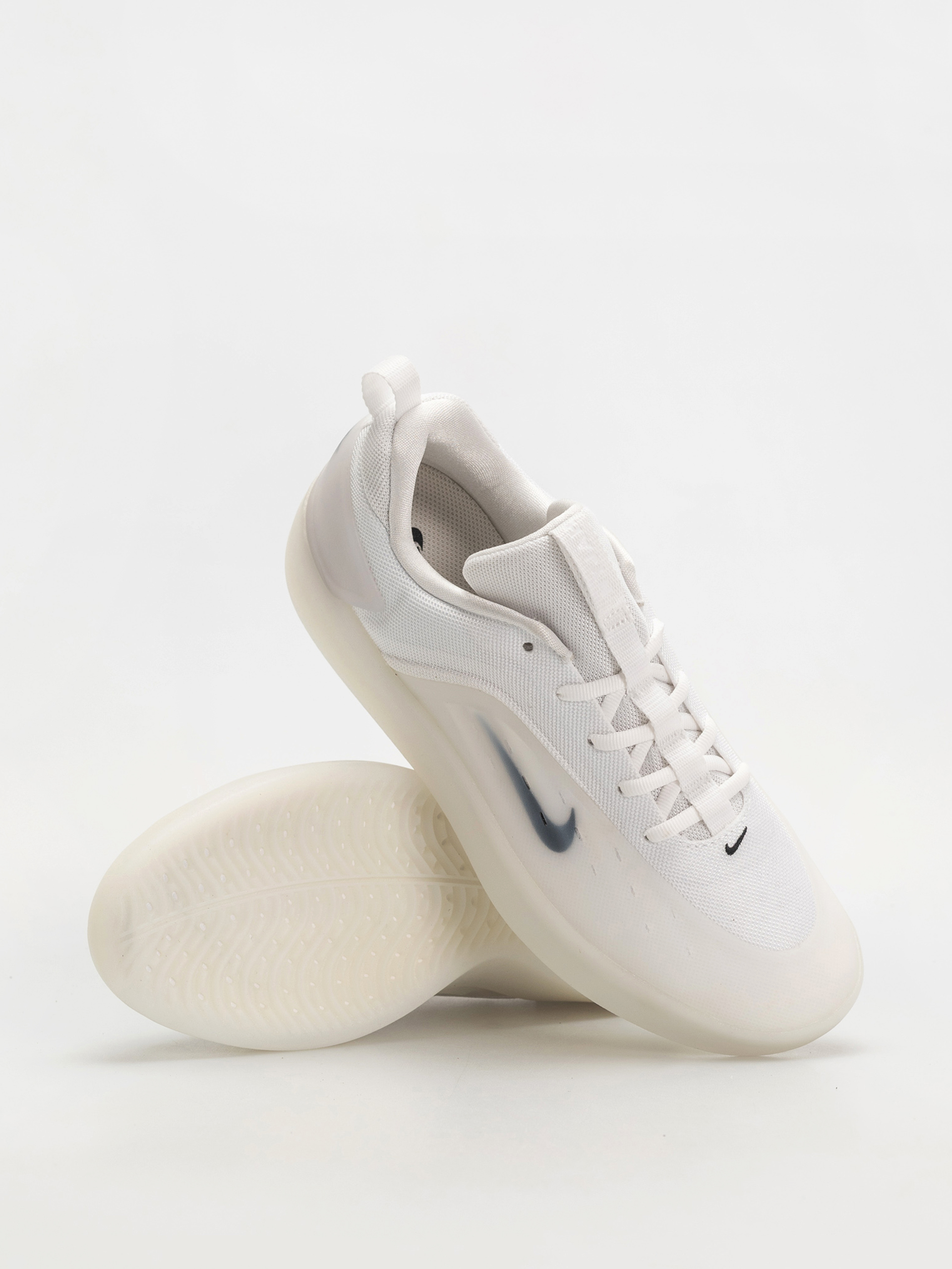 Nike SB Zoom Nyjah 4 Shoes (white/black white black)