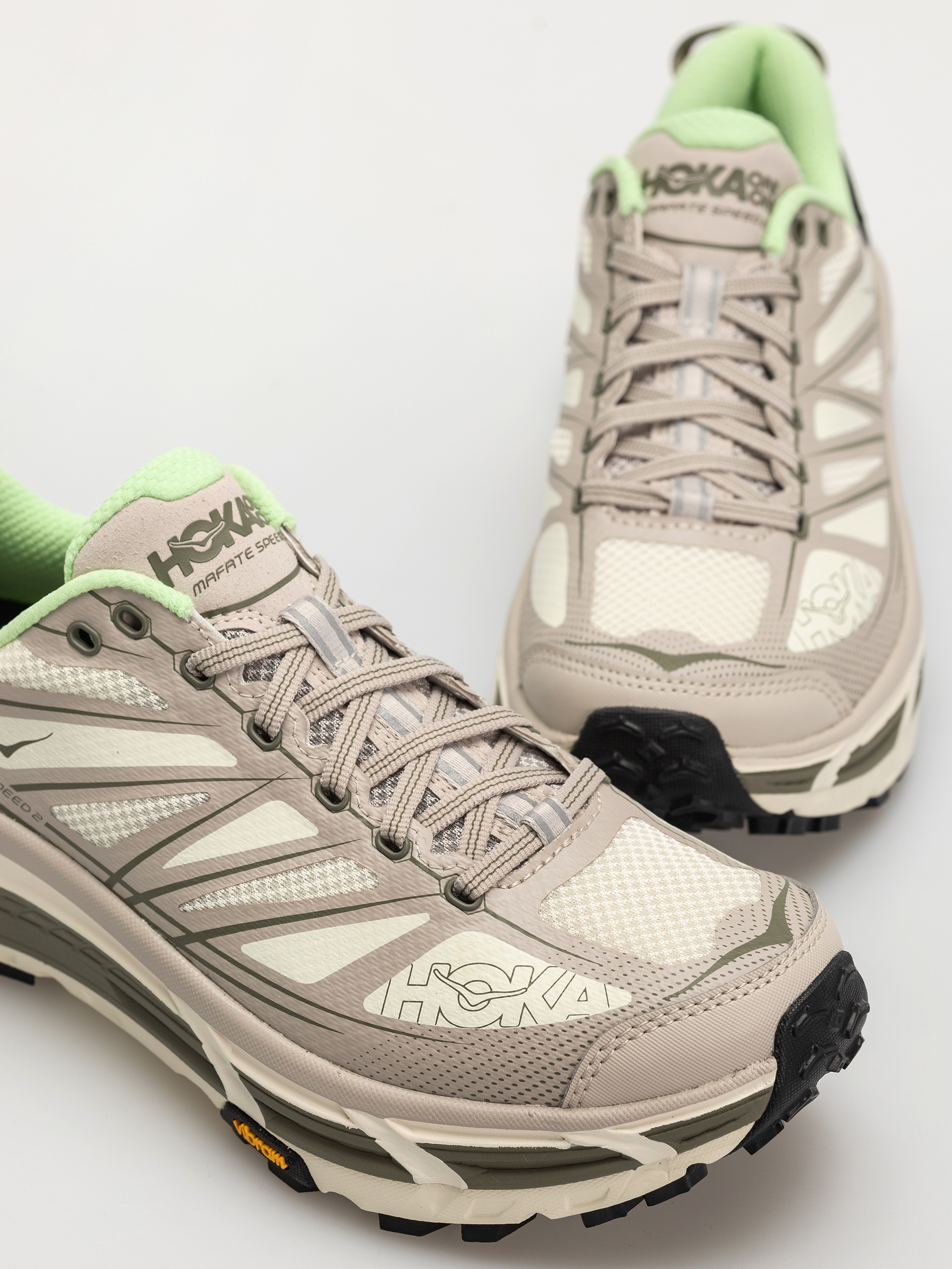 Hoka Mafate Speed 2 Schuhe (putty eucalyptus)