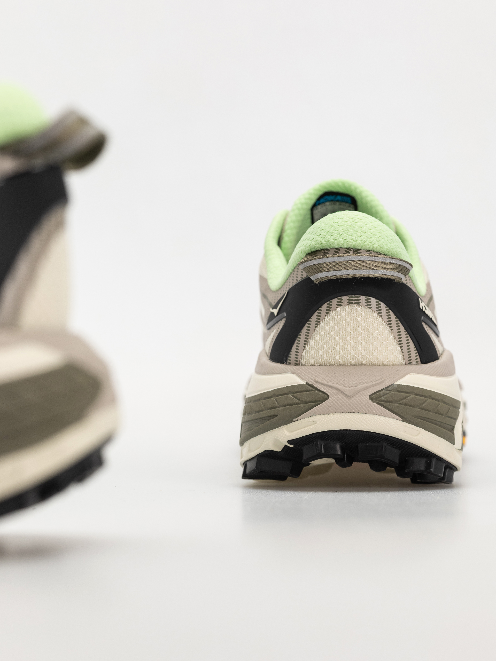 Hoka Mafate Speed 2 Schuhe (putty eucalyptus)