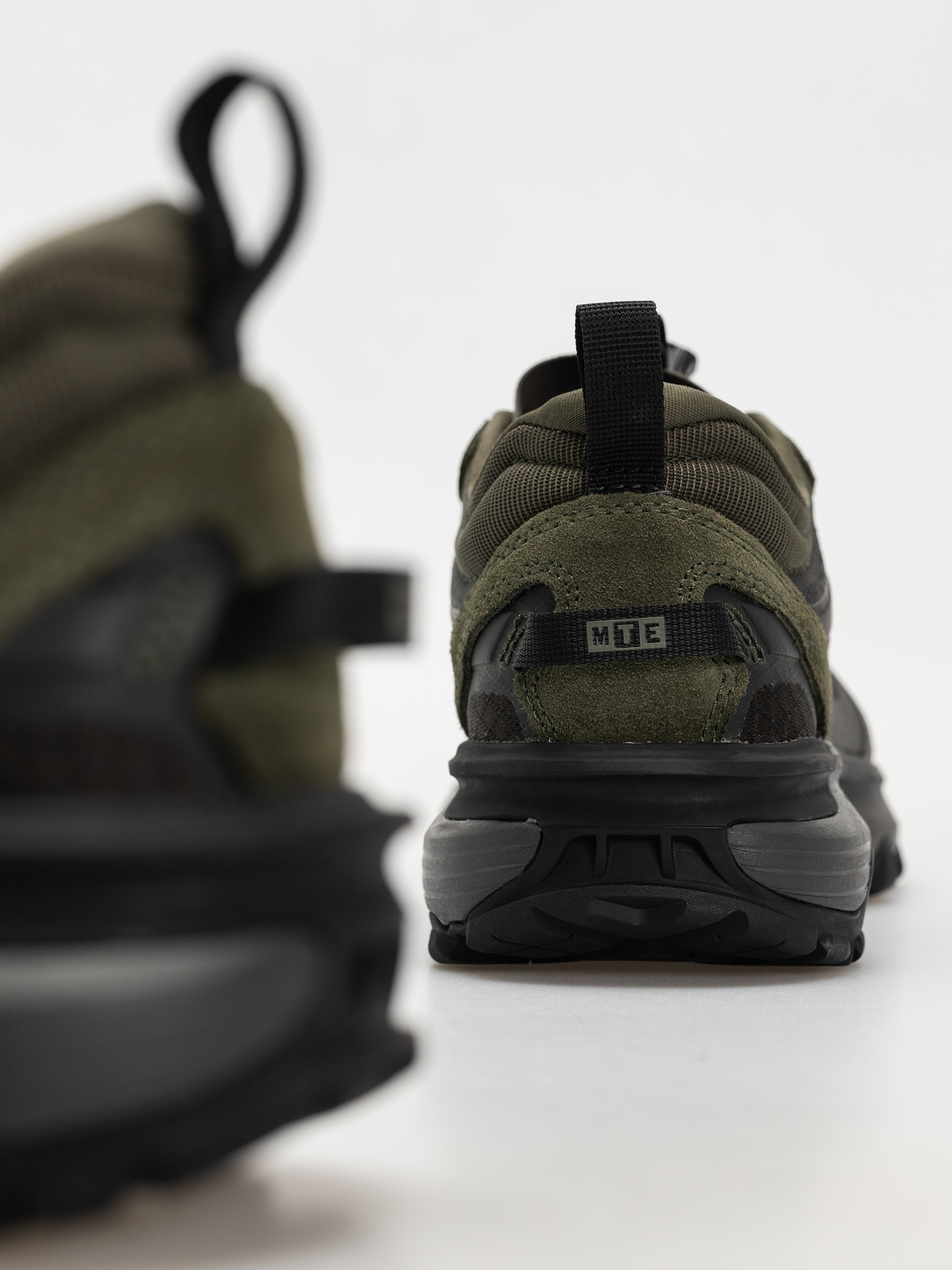 Vans Mte Crosspath Xc Shoes (dark green)