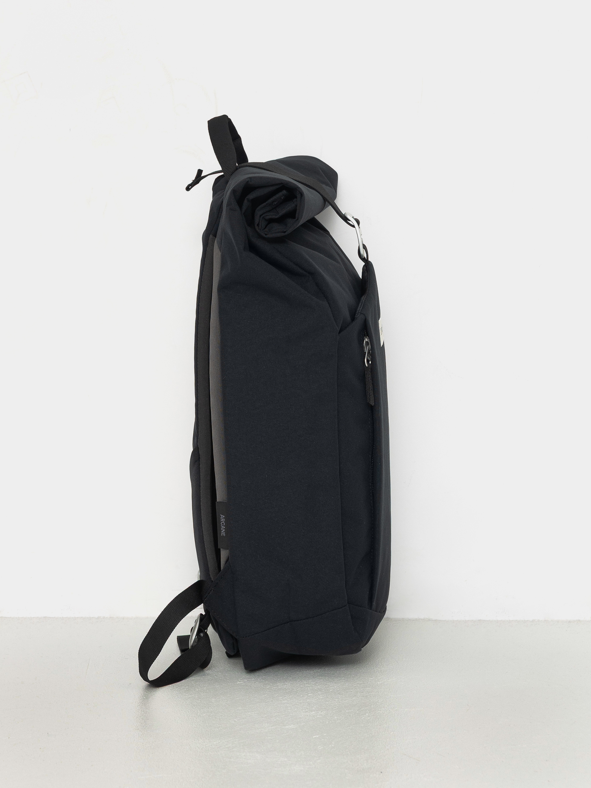 Osprey Arcane Roll Top Pack Rucksack (black)
