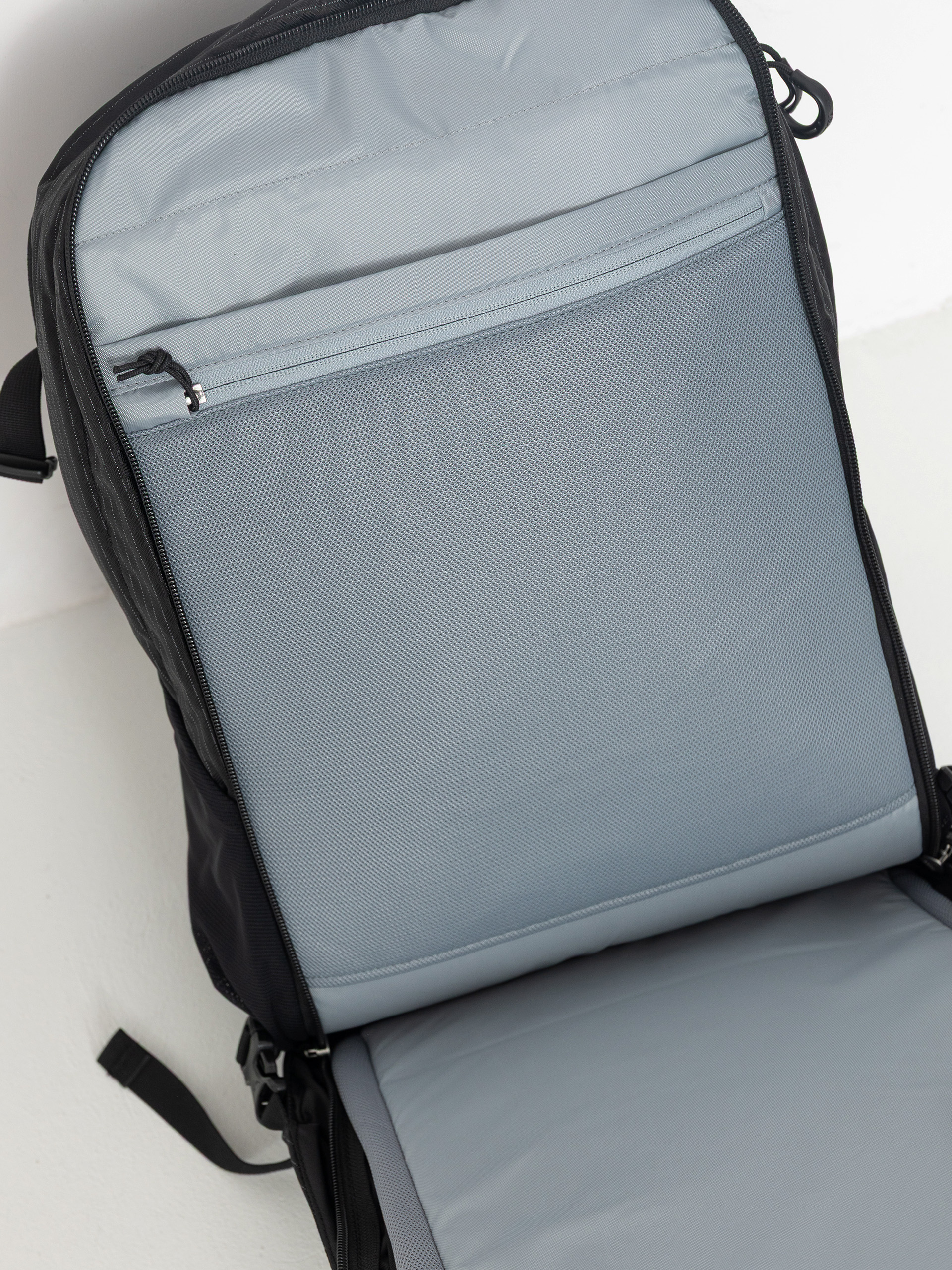 Osprey Nebula Rucksack (black)