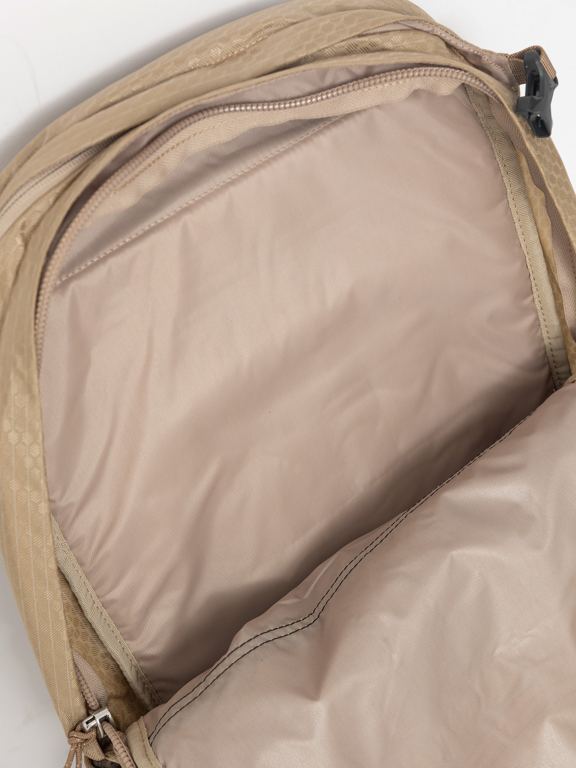 Osprey Nebula Backpack (alpaca tan/latte brown heather)