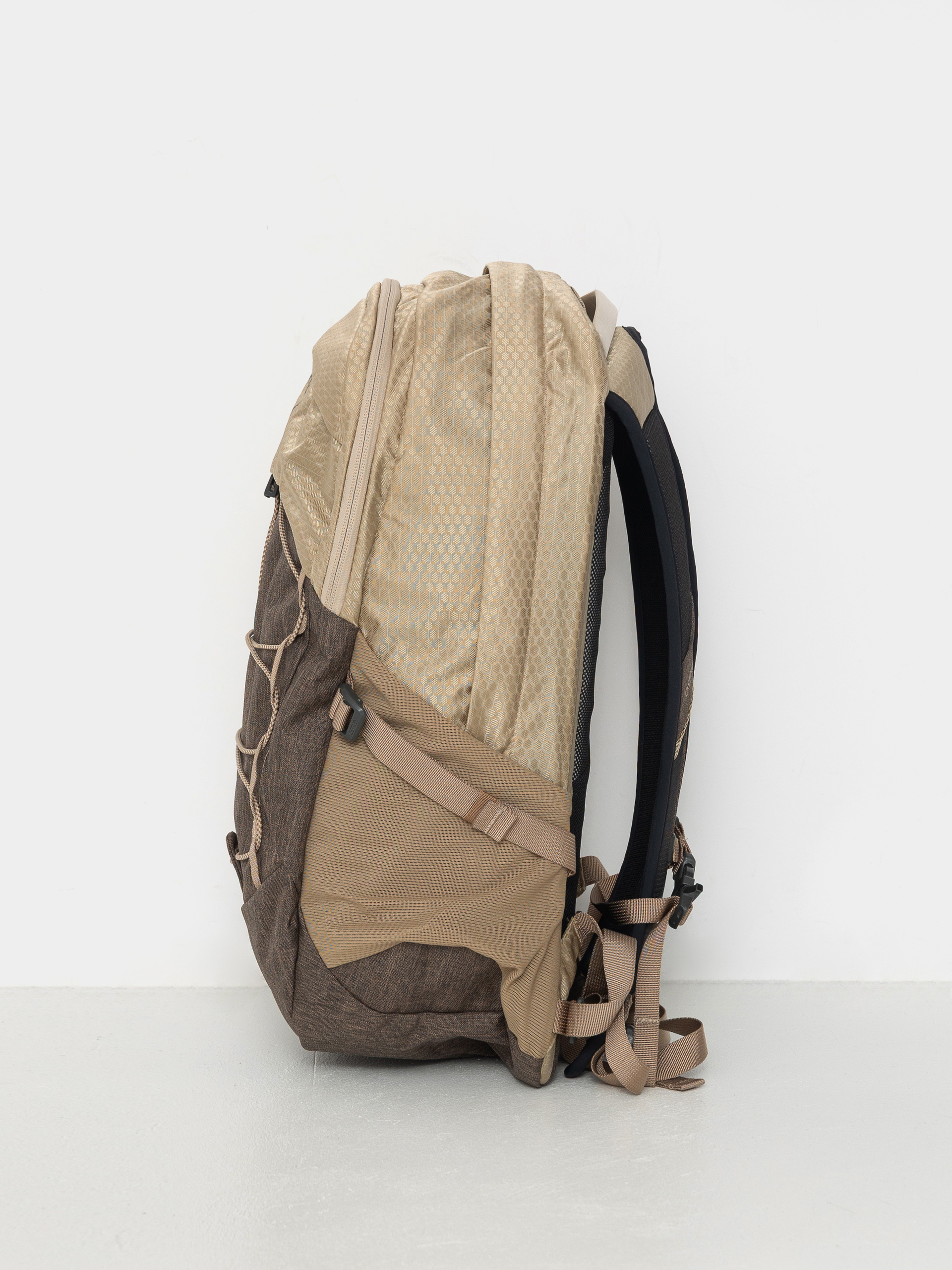 Osprey Quasar Backpack (alpaca tan/latte brown heather)