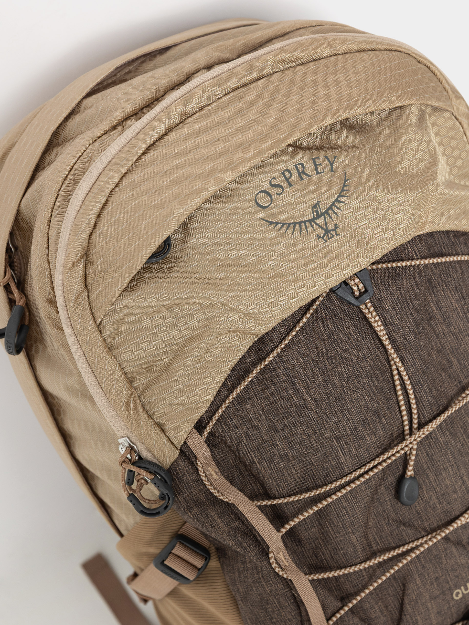 Osprey Quasar Backpack (alpaca tan/latte brown heather)