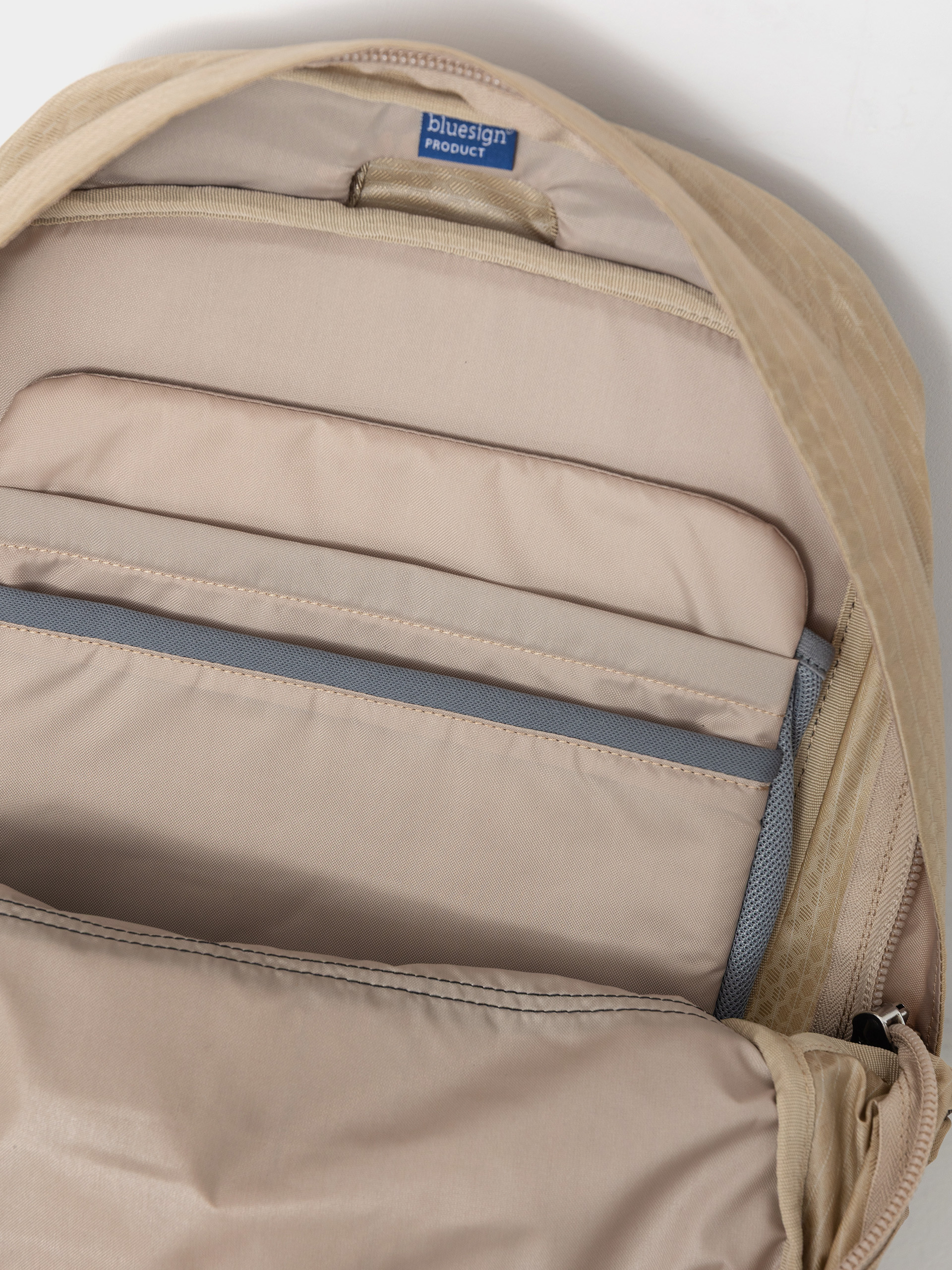Osprey Quasar Backpack (alpaca tan/latte brown heather)