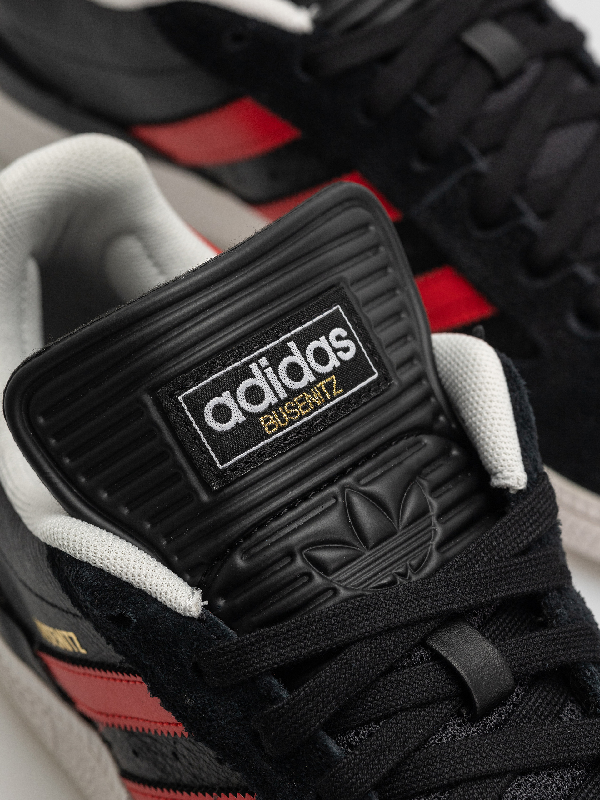 adidas Busenitz Schuhe (cblack/betsca/ftwwht)