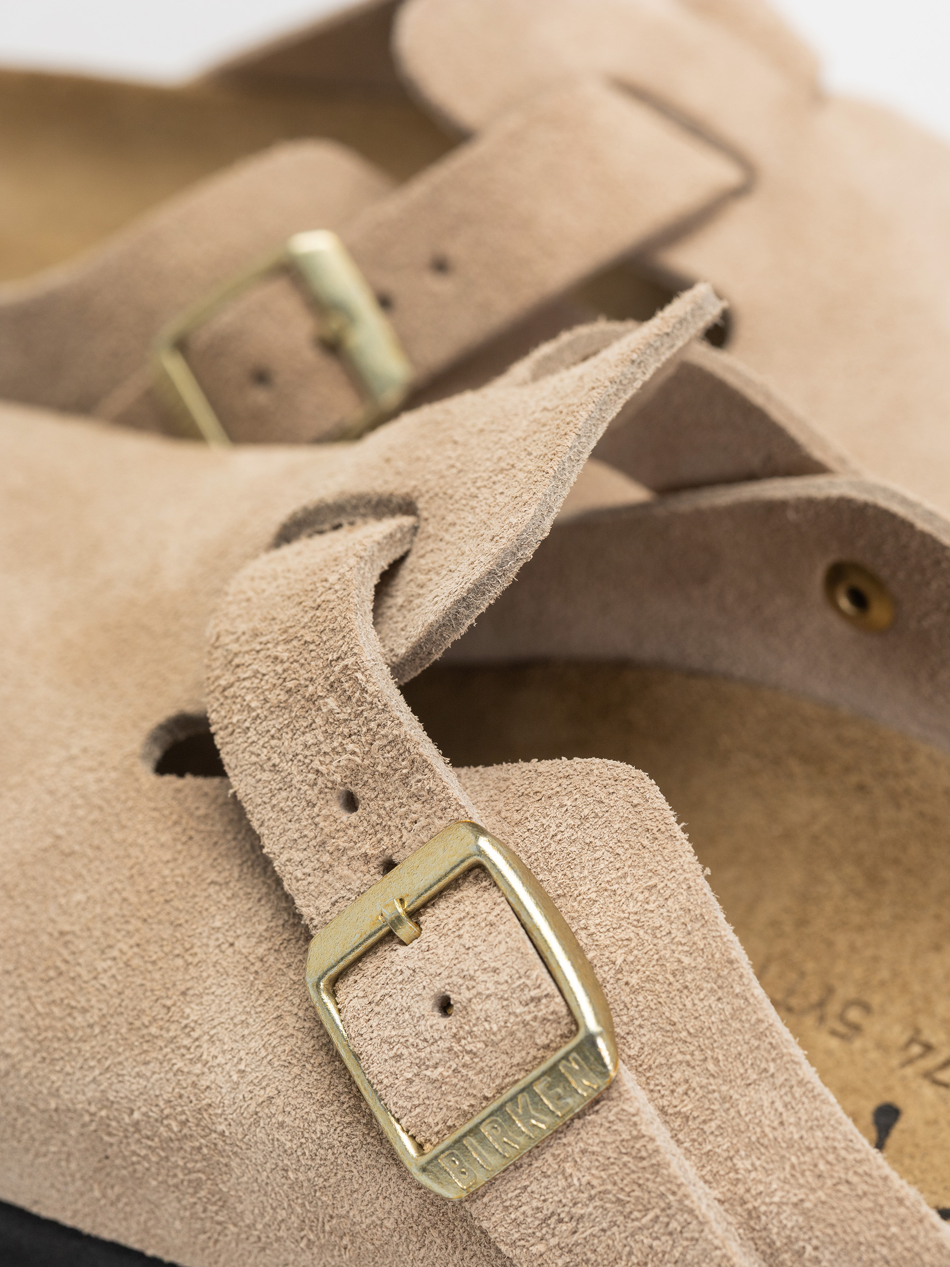 Birkenstock Boston Suede Leather Narrow Wmn Flip Flops (sandcastle)