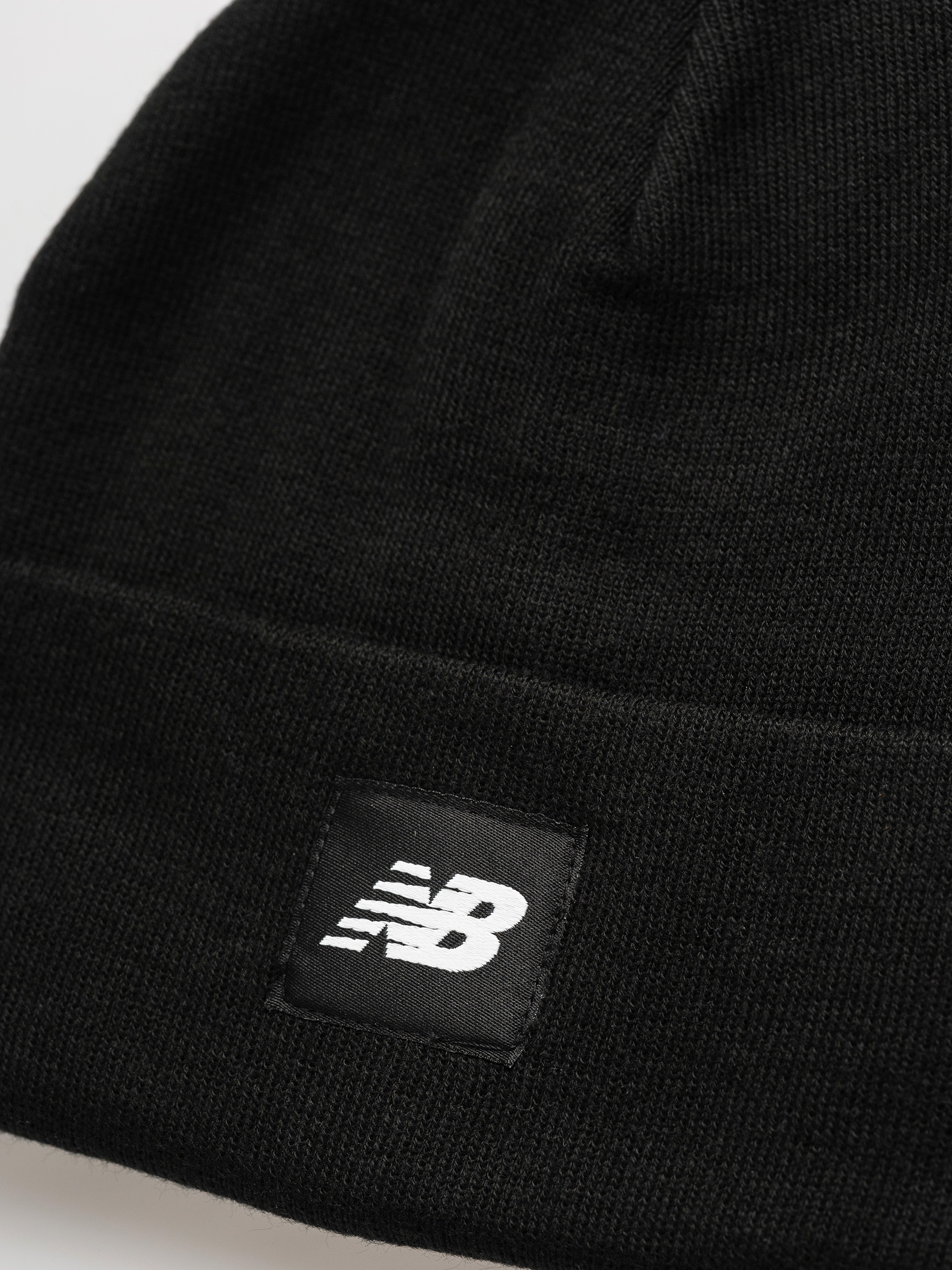 New Balance Cuffed Flying Logo Beanie (black)