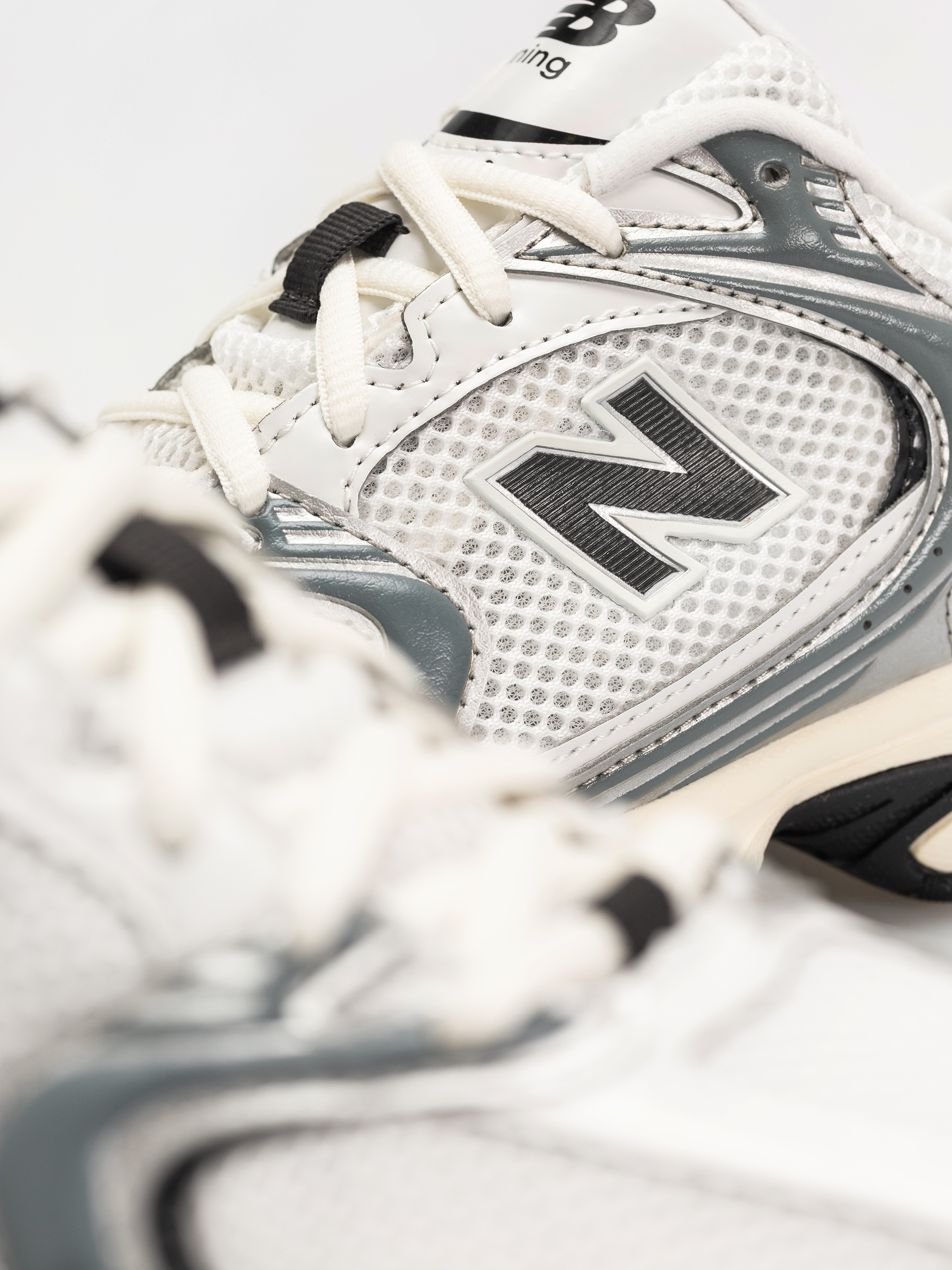 New Balance 530 Schuhe (silver metallic)