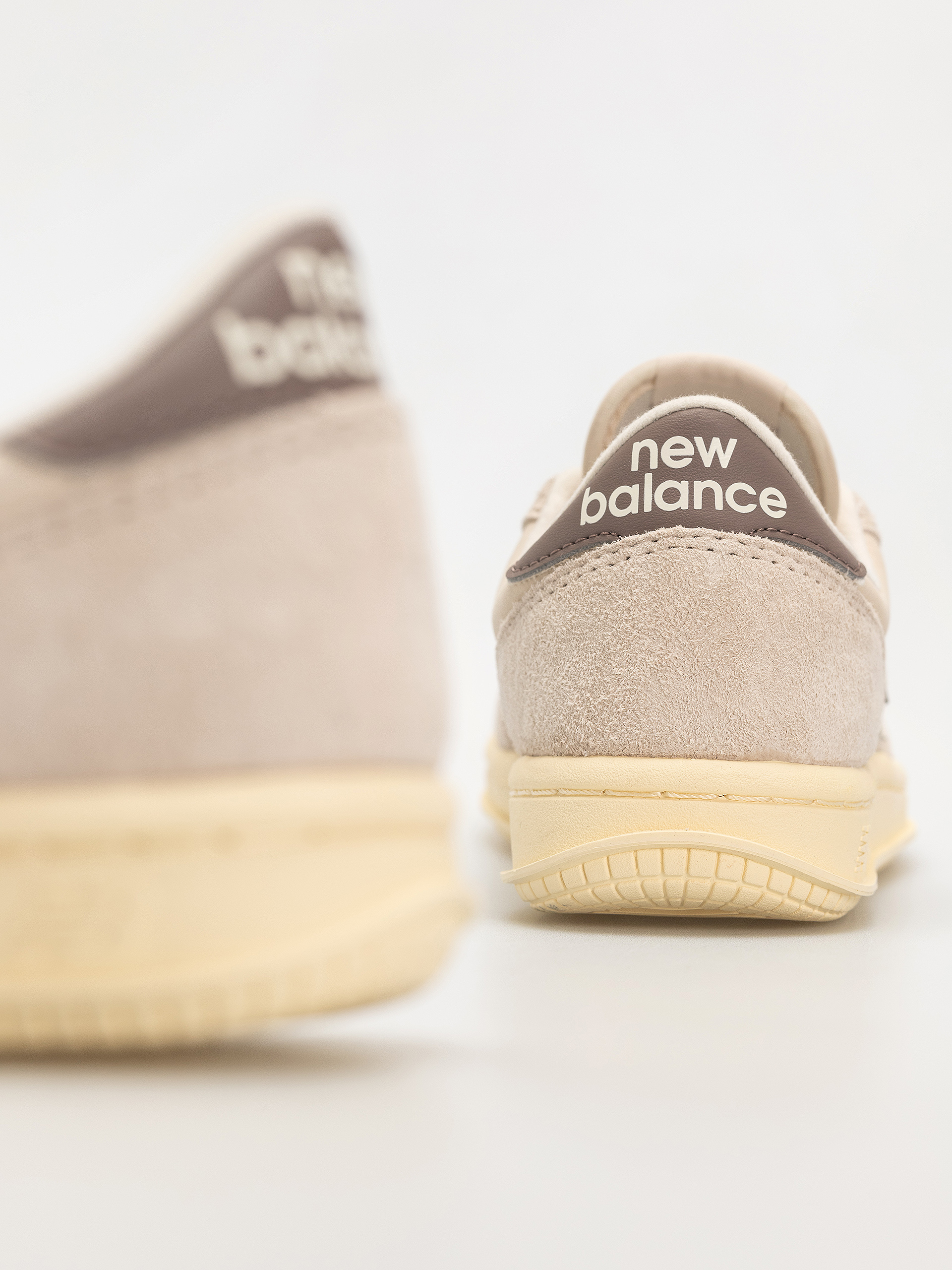 New Balance 500 Shoes (beige)