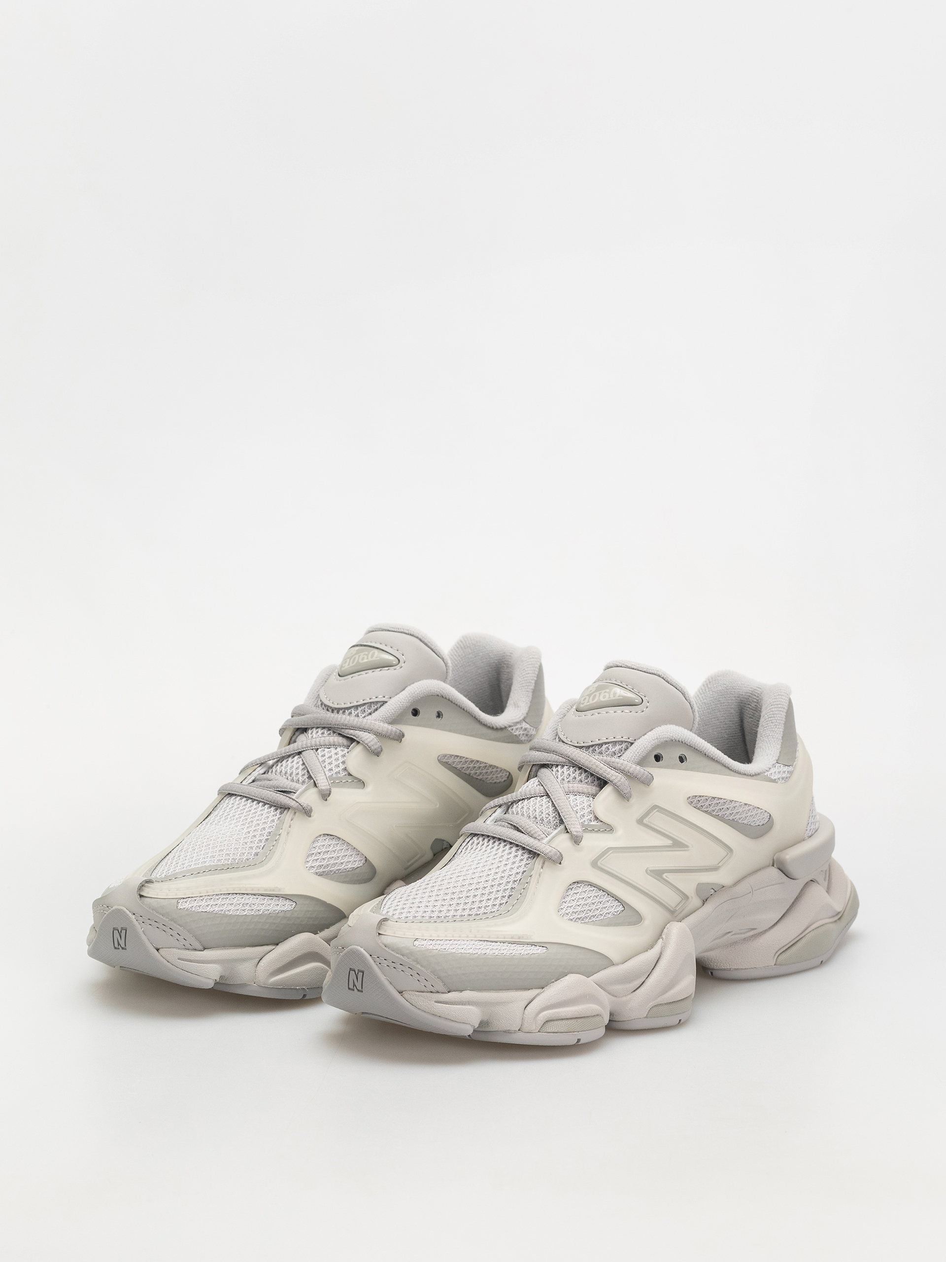 New Balance 9060 Shoes (raincloud)