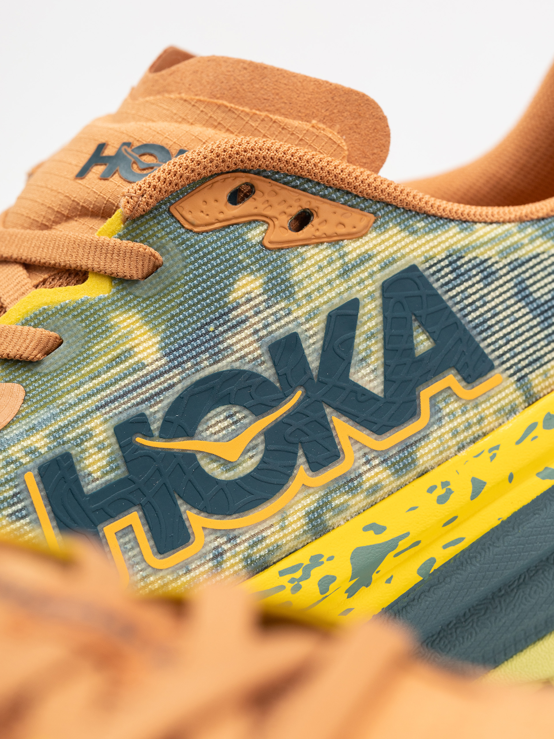 Hoka Speedgoat 6 Shoes (terra cotta/mountain fog)