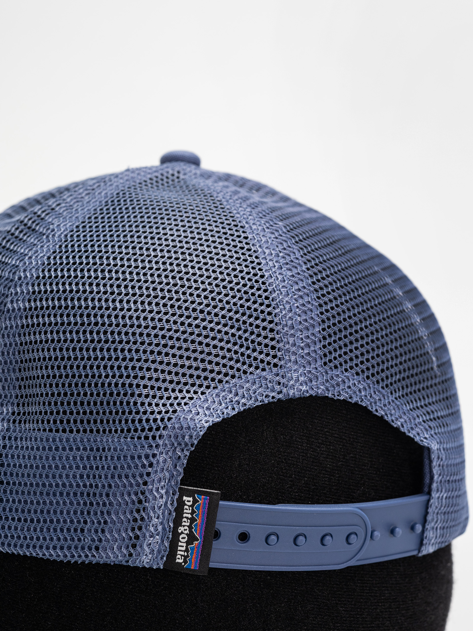Patagonia P 6 Logo LoPro Trucker Cap (barnacle blue)