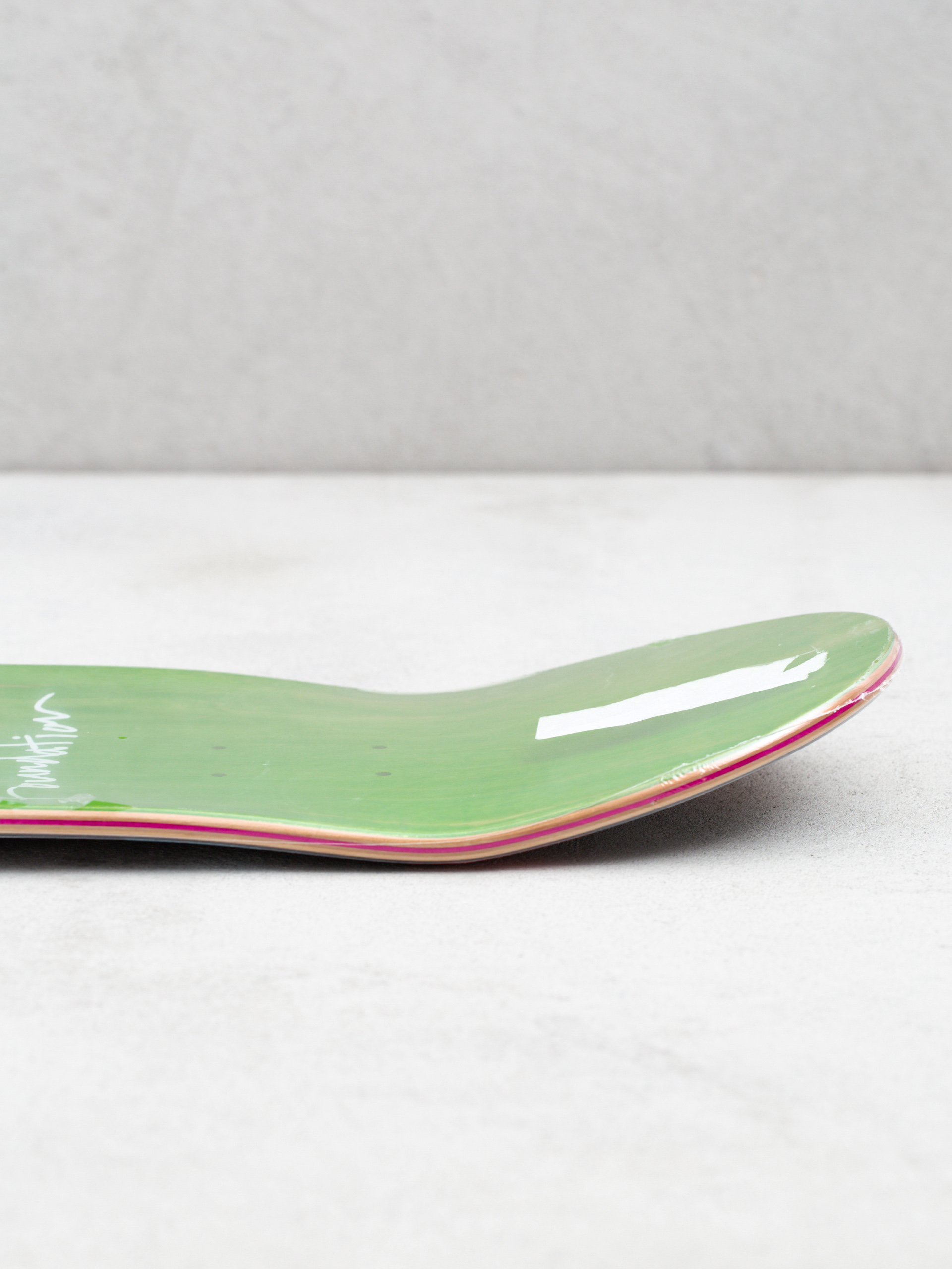 Foundation Push Contact Deck